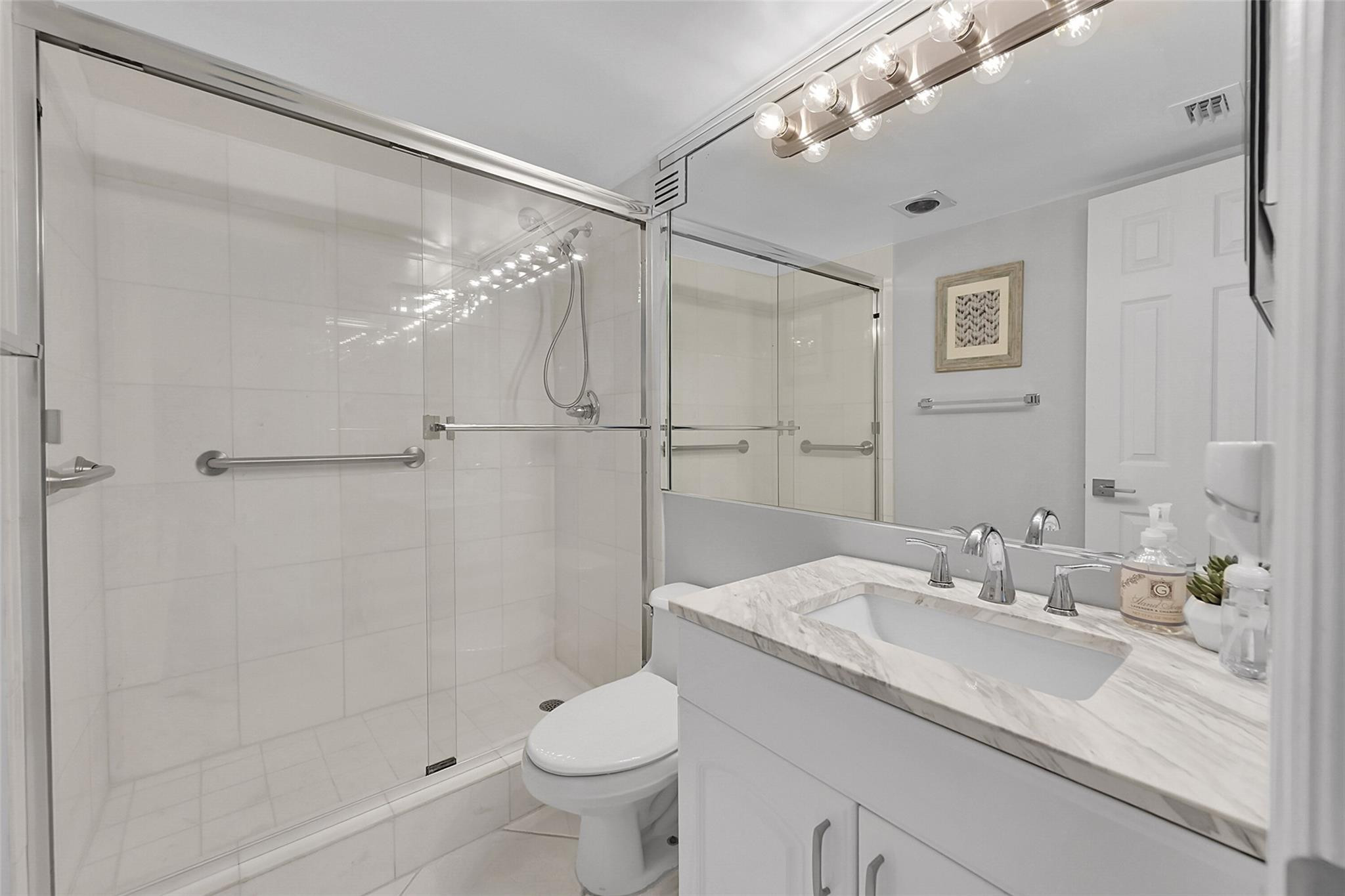 328 N Ocean Blvd PH 2