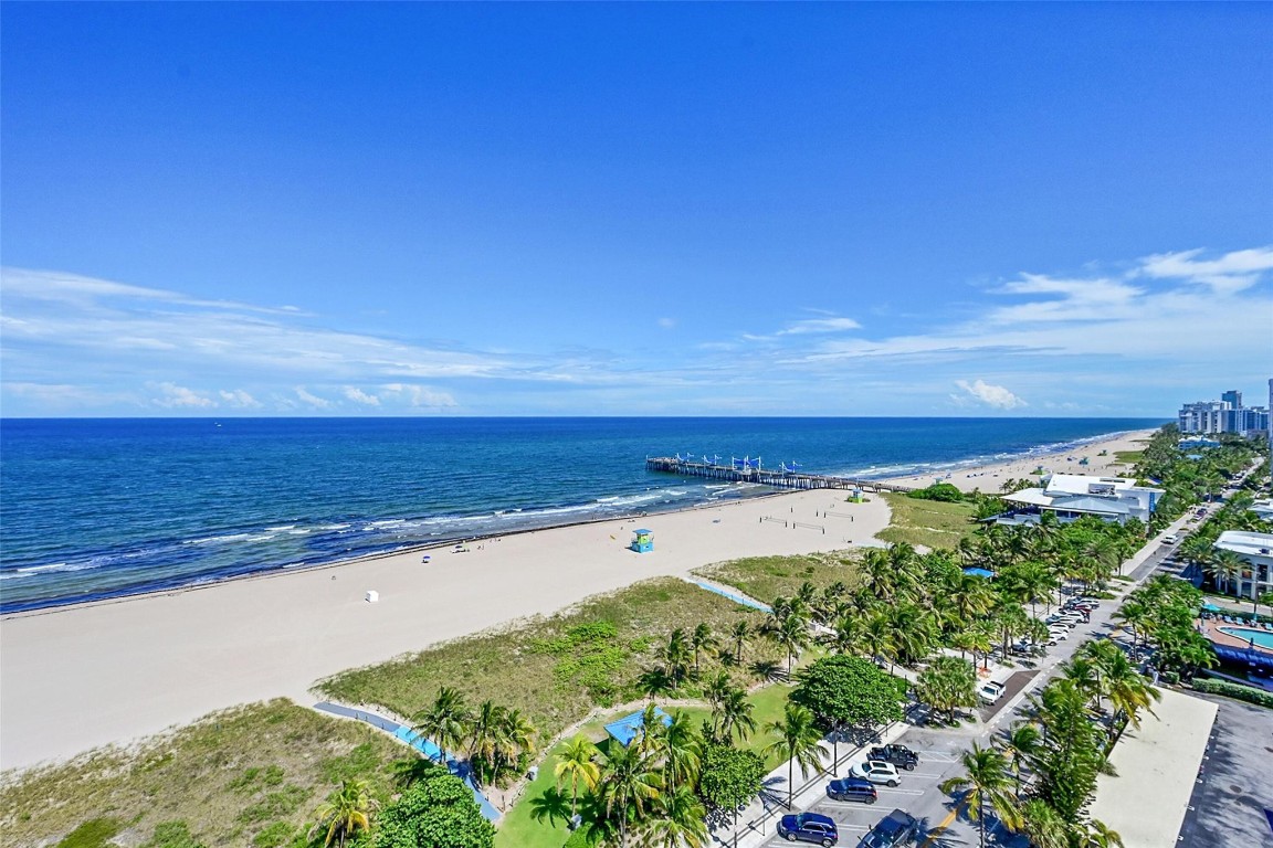 328 N Ocean Blvd PH 2