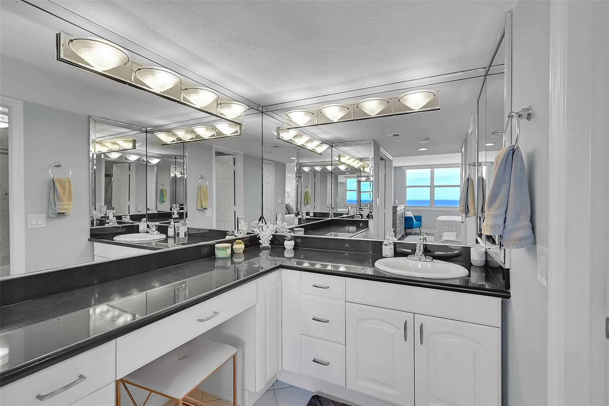 328 N Ocean Blvd PH 2