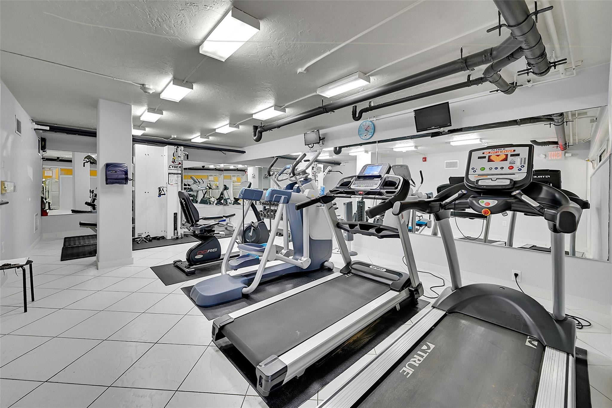 328 N Ocean Blvd PH 2