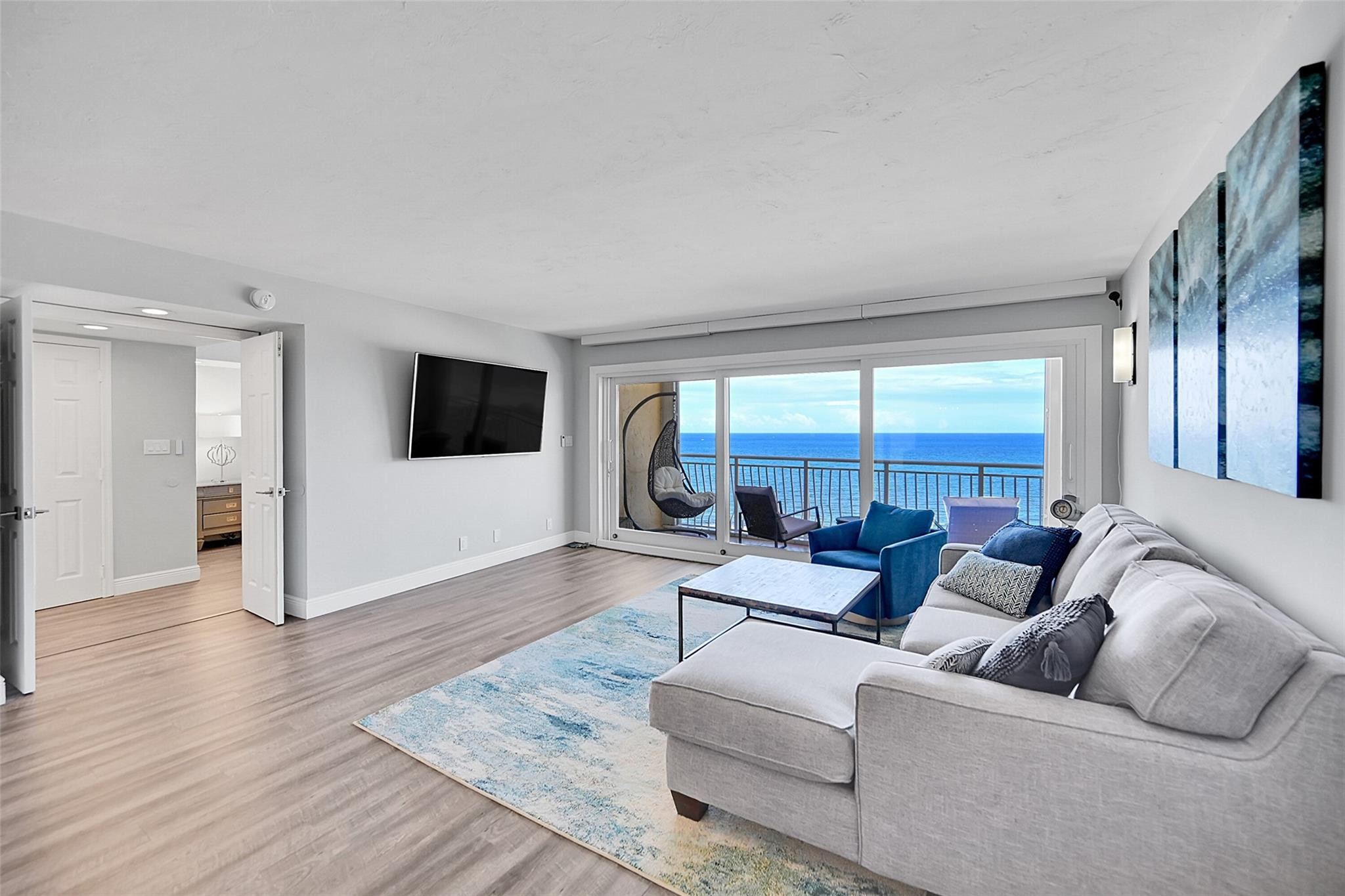 328 N Ocean Blvd PH 2