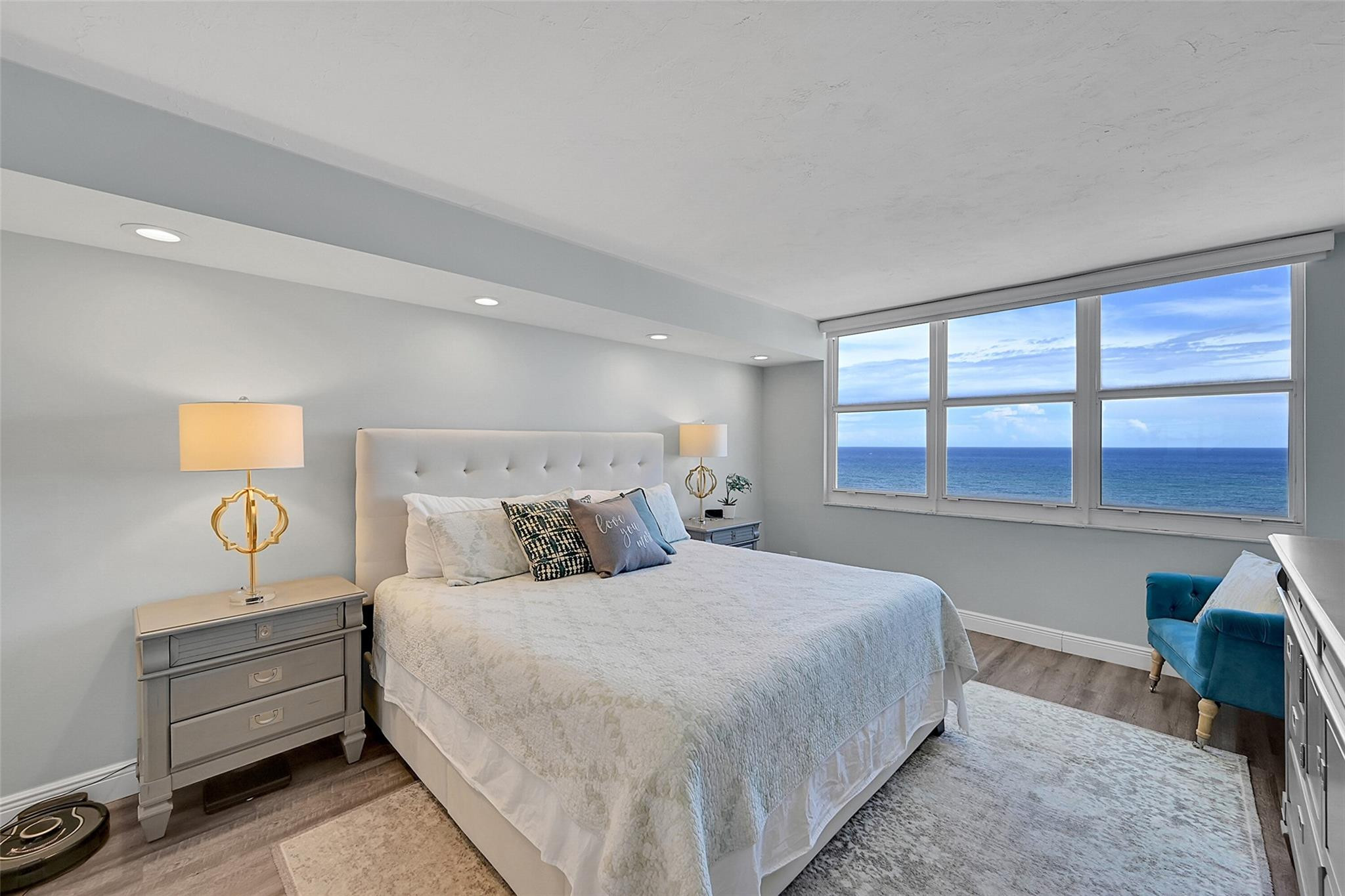 328 N Ocean Blvd PH 2