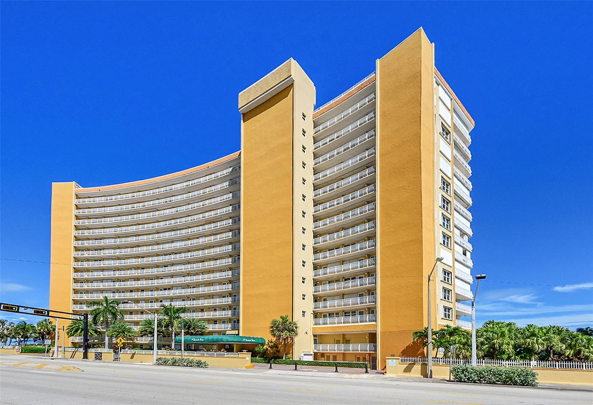 328 N Ocean Blvd PH 2