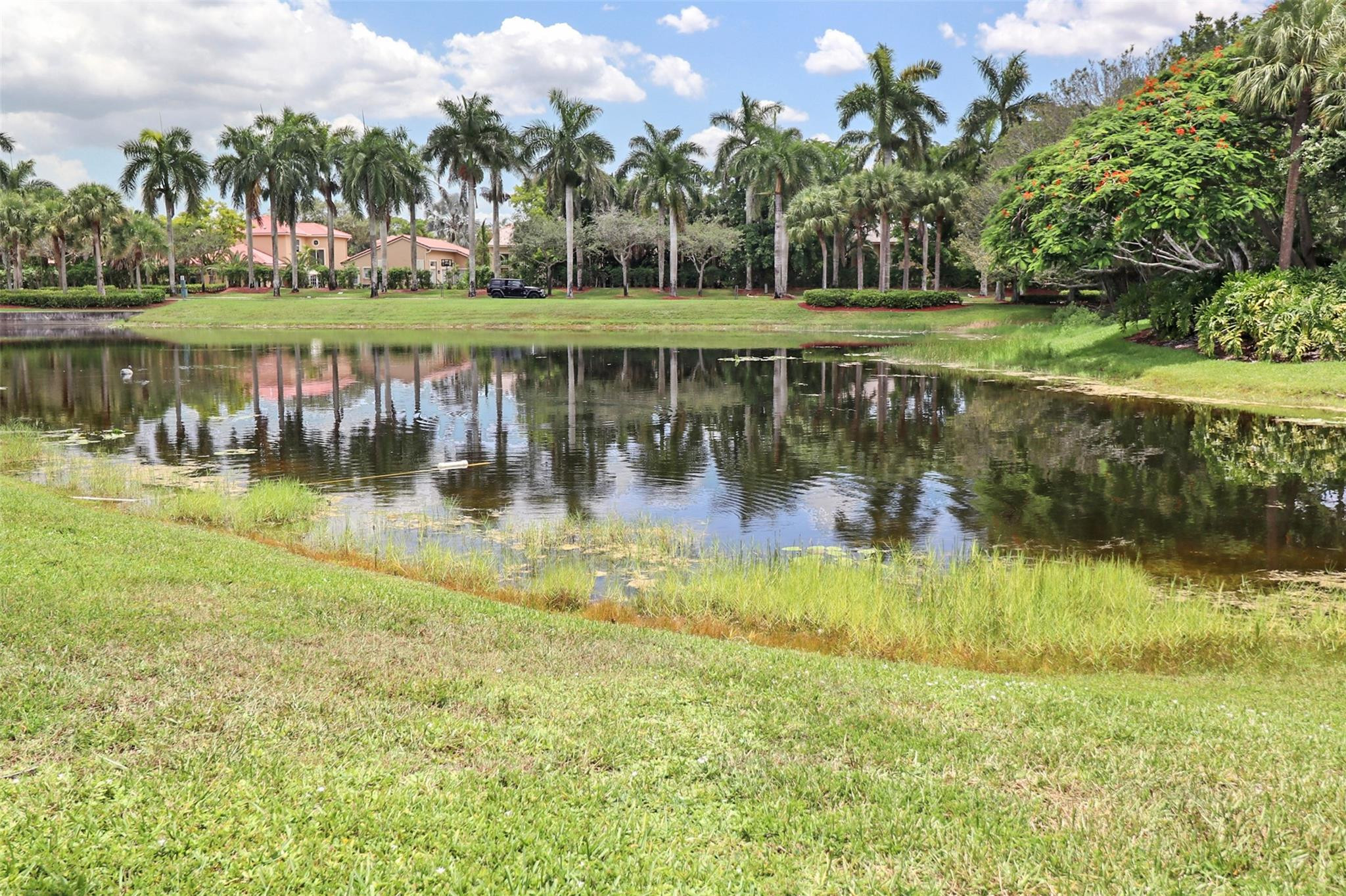 5824 NW 120th Ave
