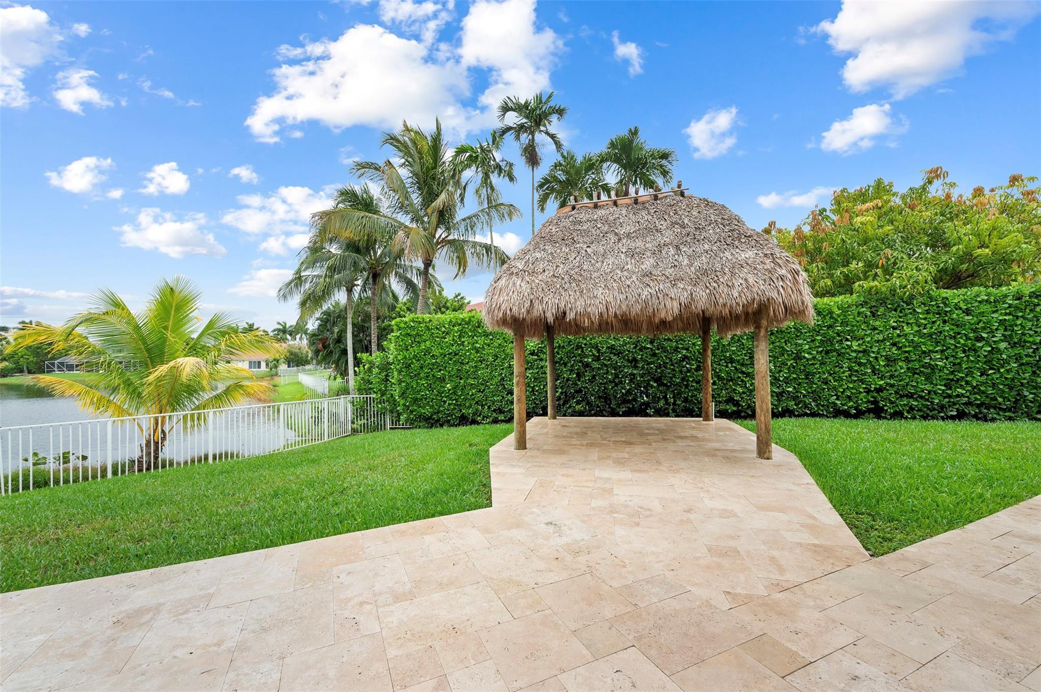 1123 NW 195th Ave