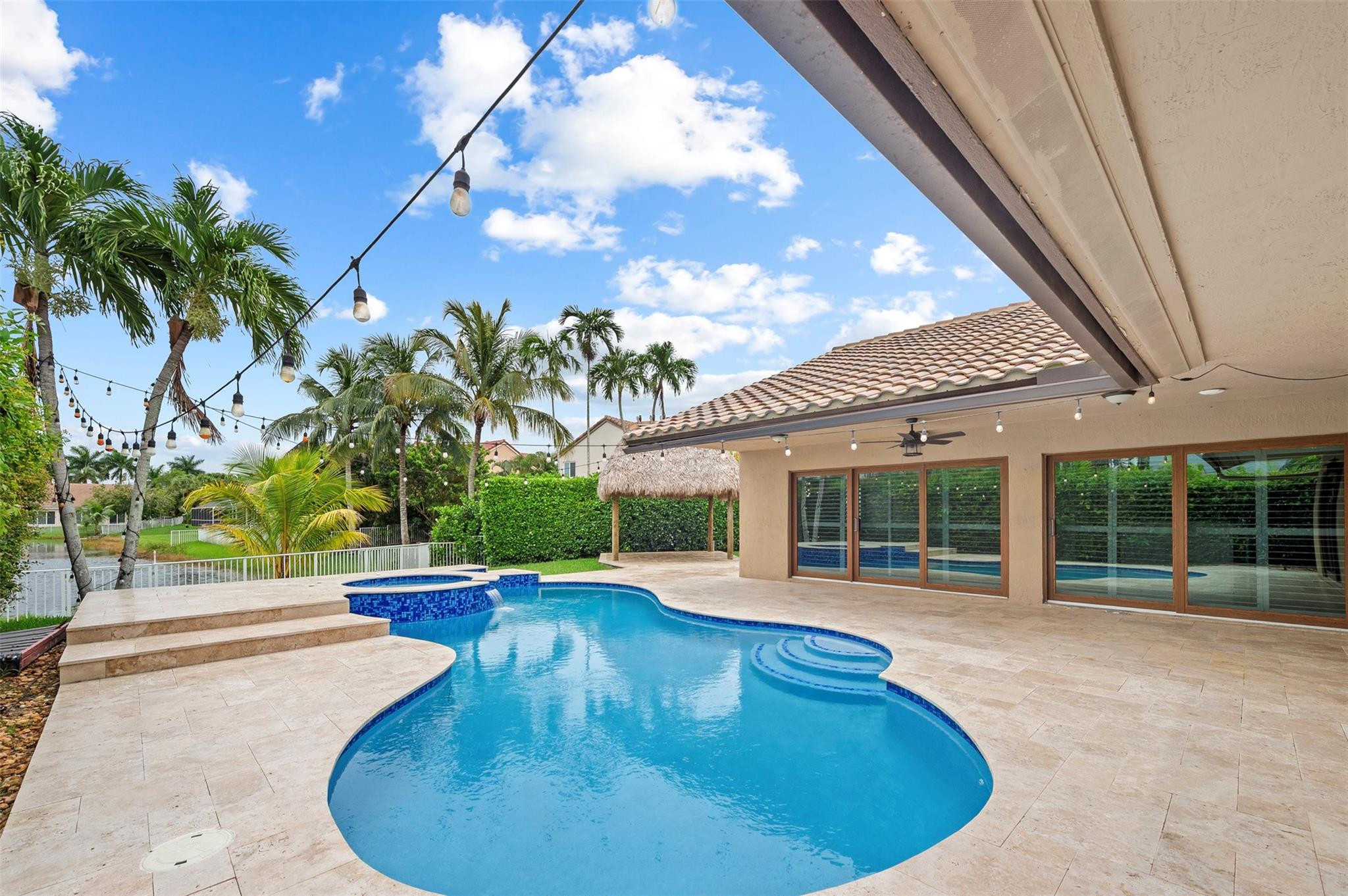 1123 NW 195th Ave