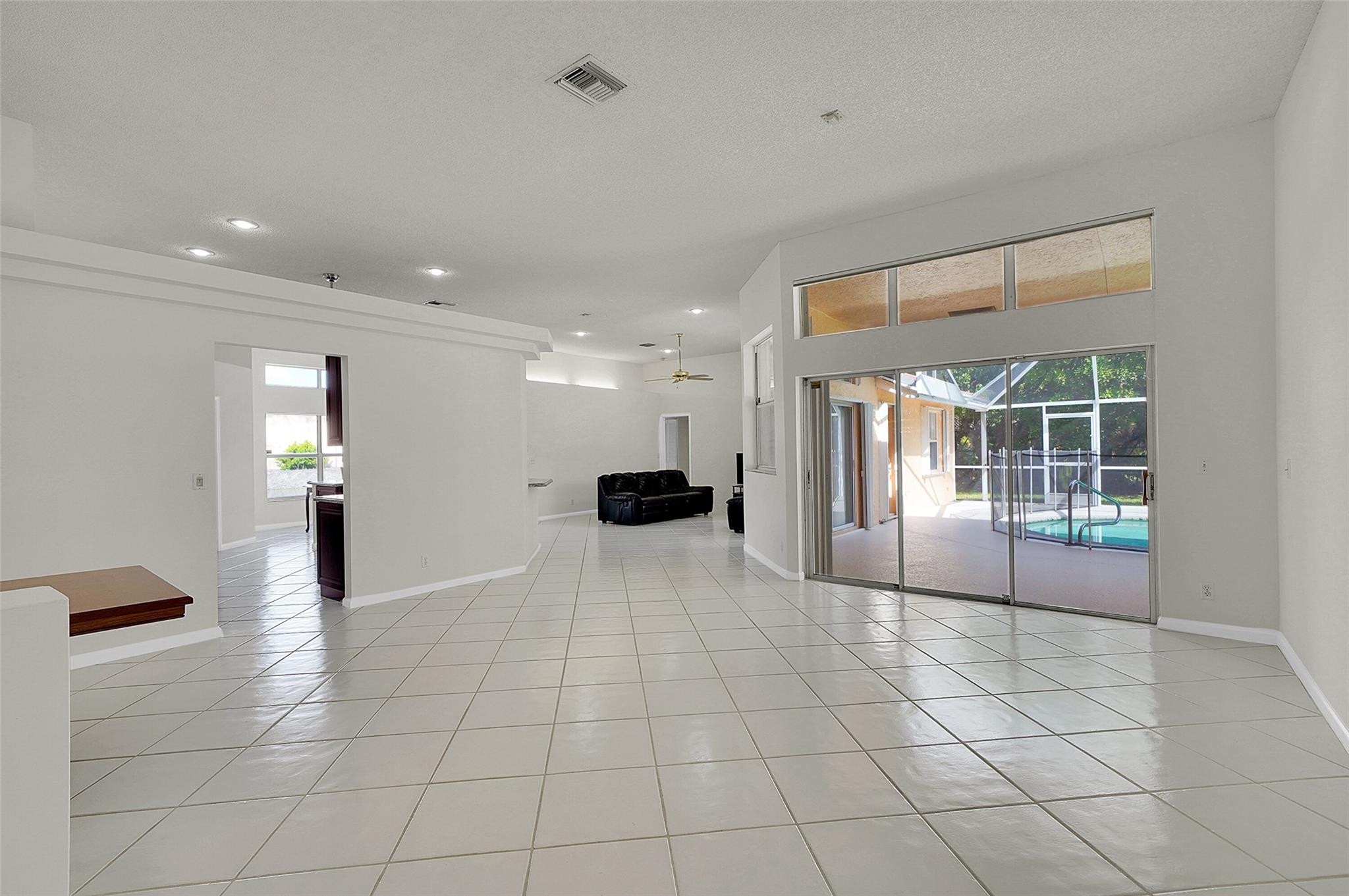 5743 NW 100th Way