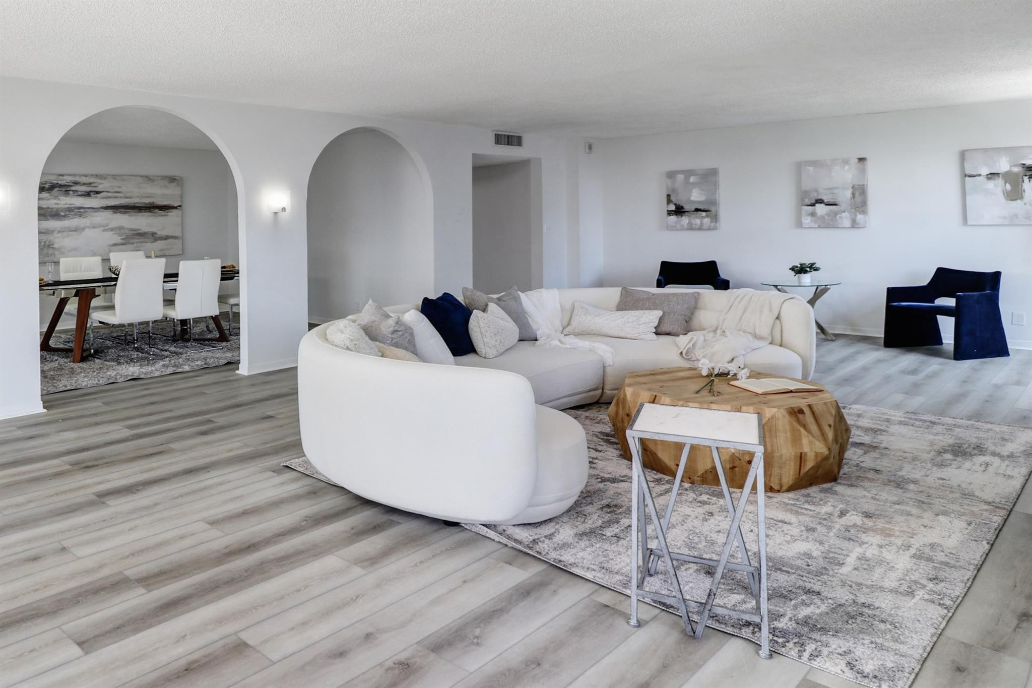1912 S Ocean Dr 10B