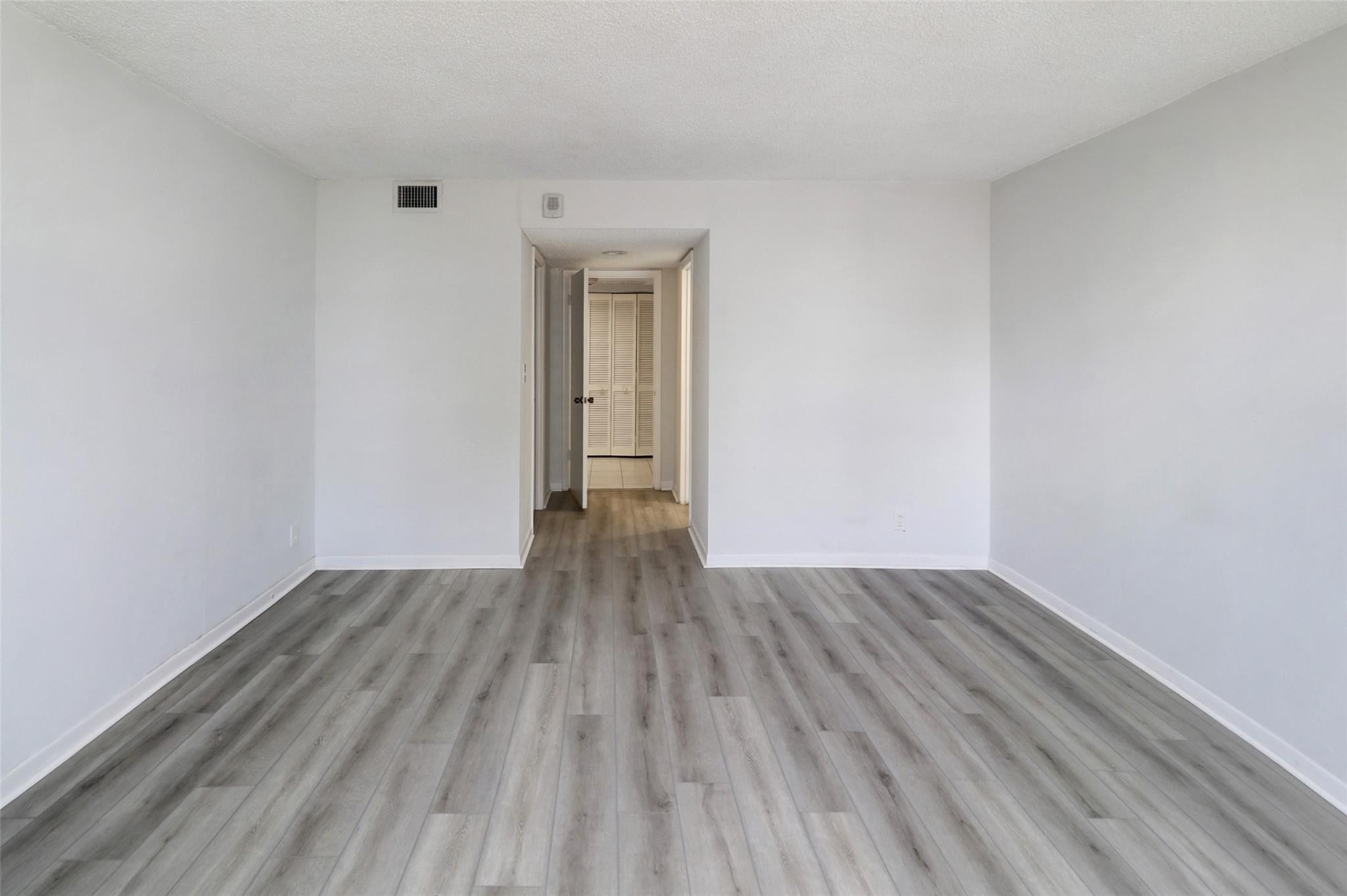 1912 S Ocean Dr 10B