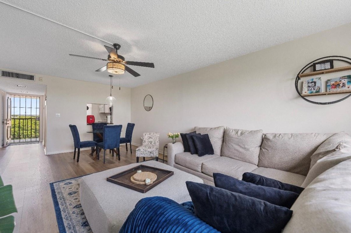 2314 S Cypress Bend Dr 713