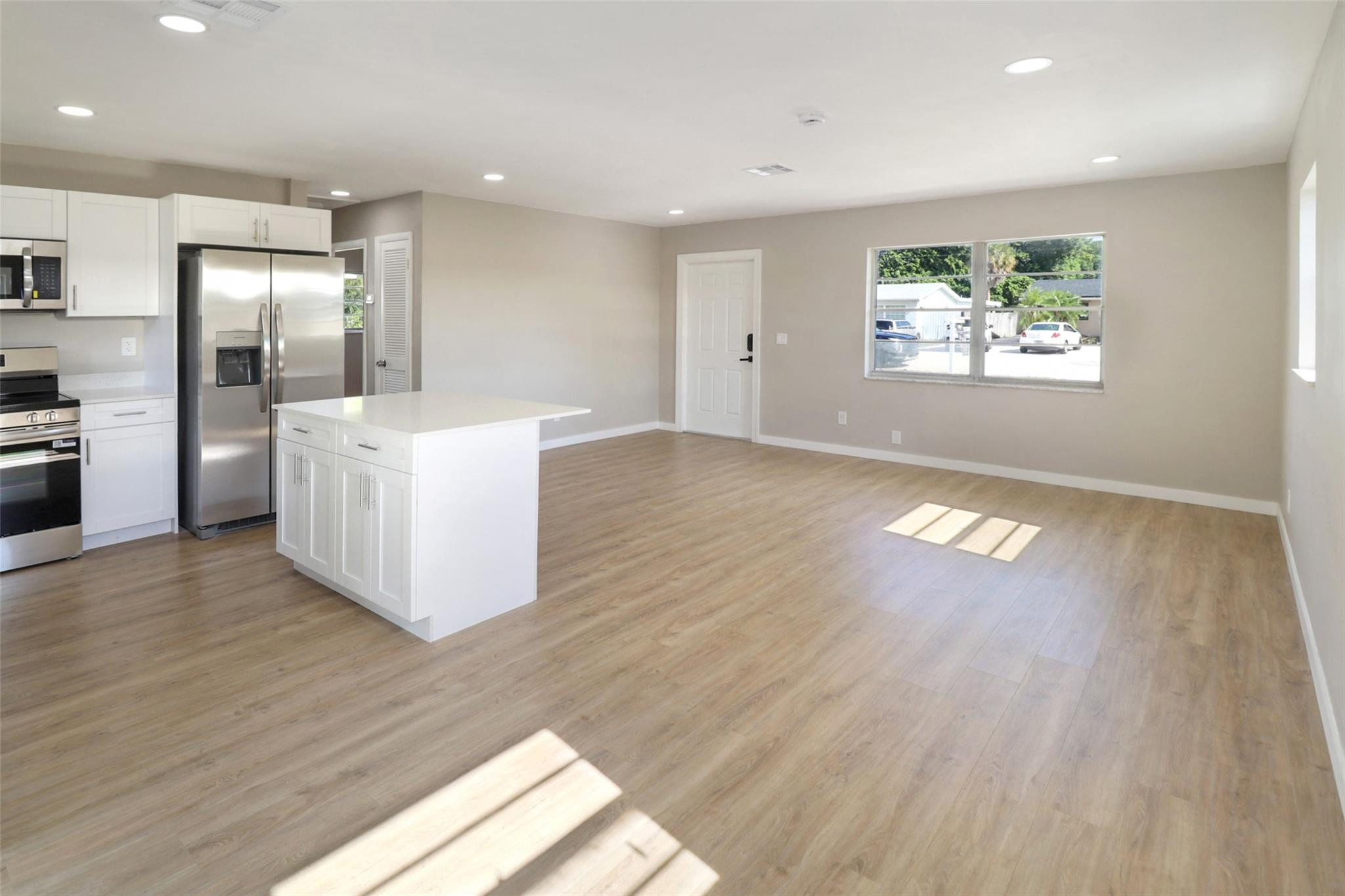 5654 Papaya Rd