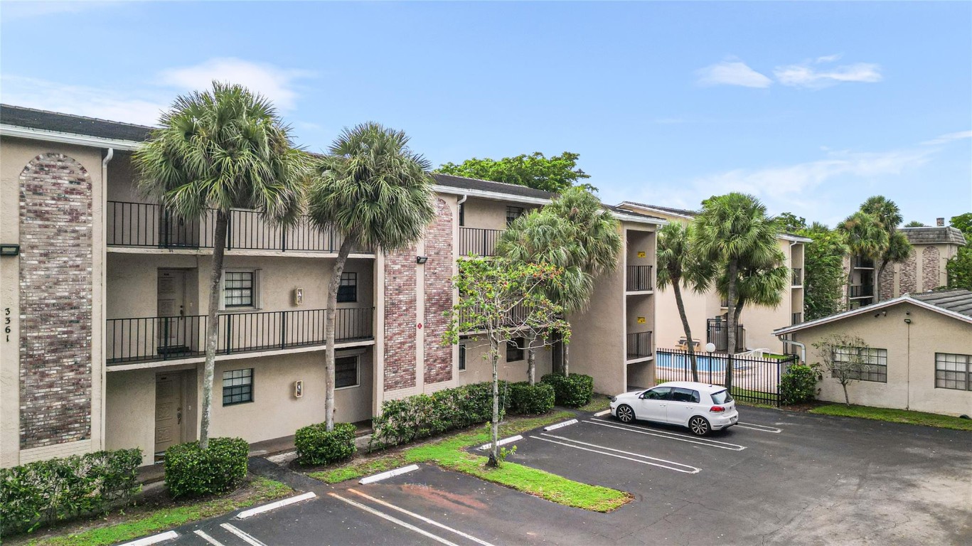 3361 NW 85th Ave 109