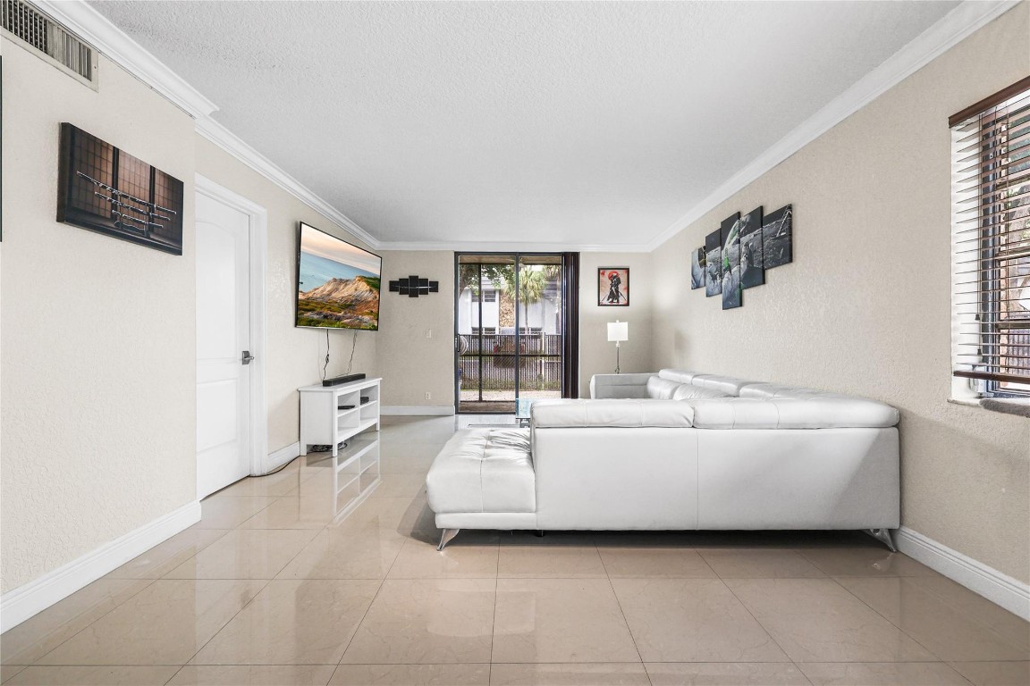 3361 NW 85th Ave 109