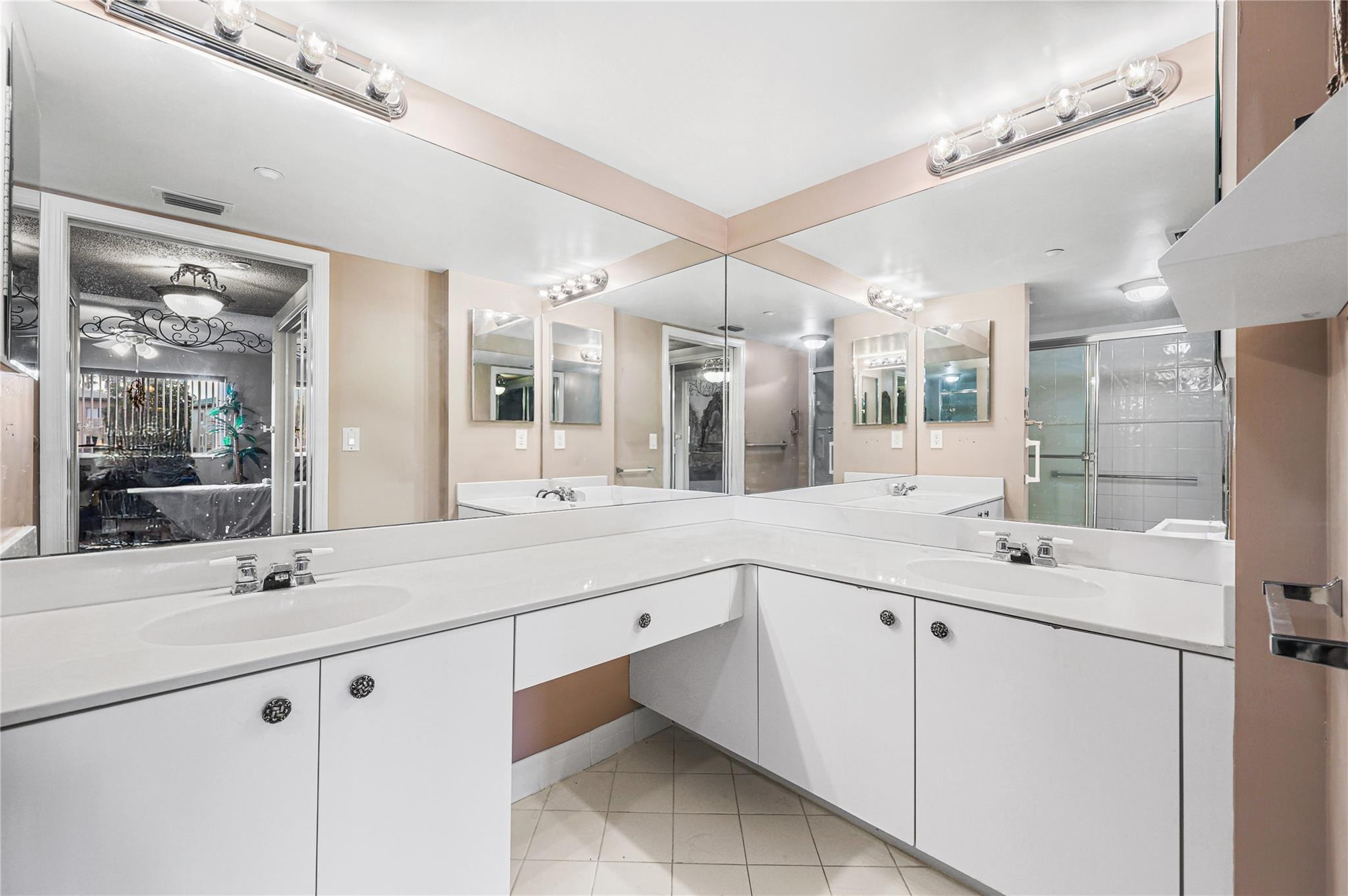 7751 SOUTHAMPTON TER 110