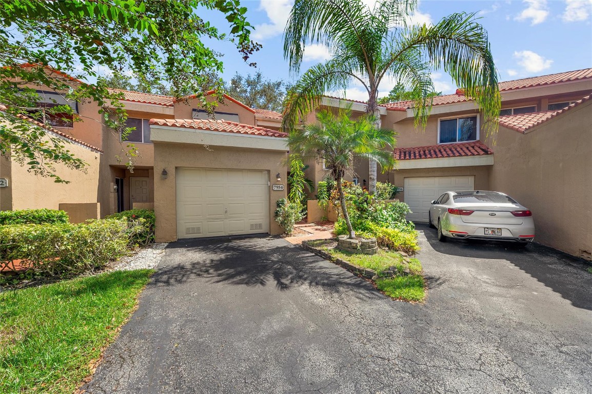 7954 NW 7th Ct 7954