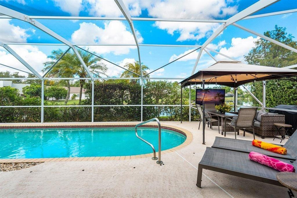 3598 Woods Walk Blvd