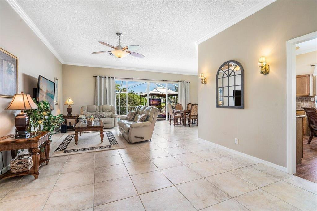 3598 Woods Walk Blvd