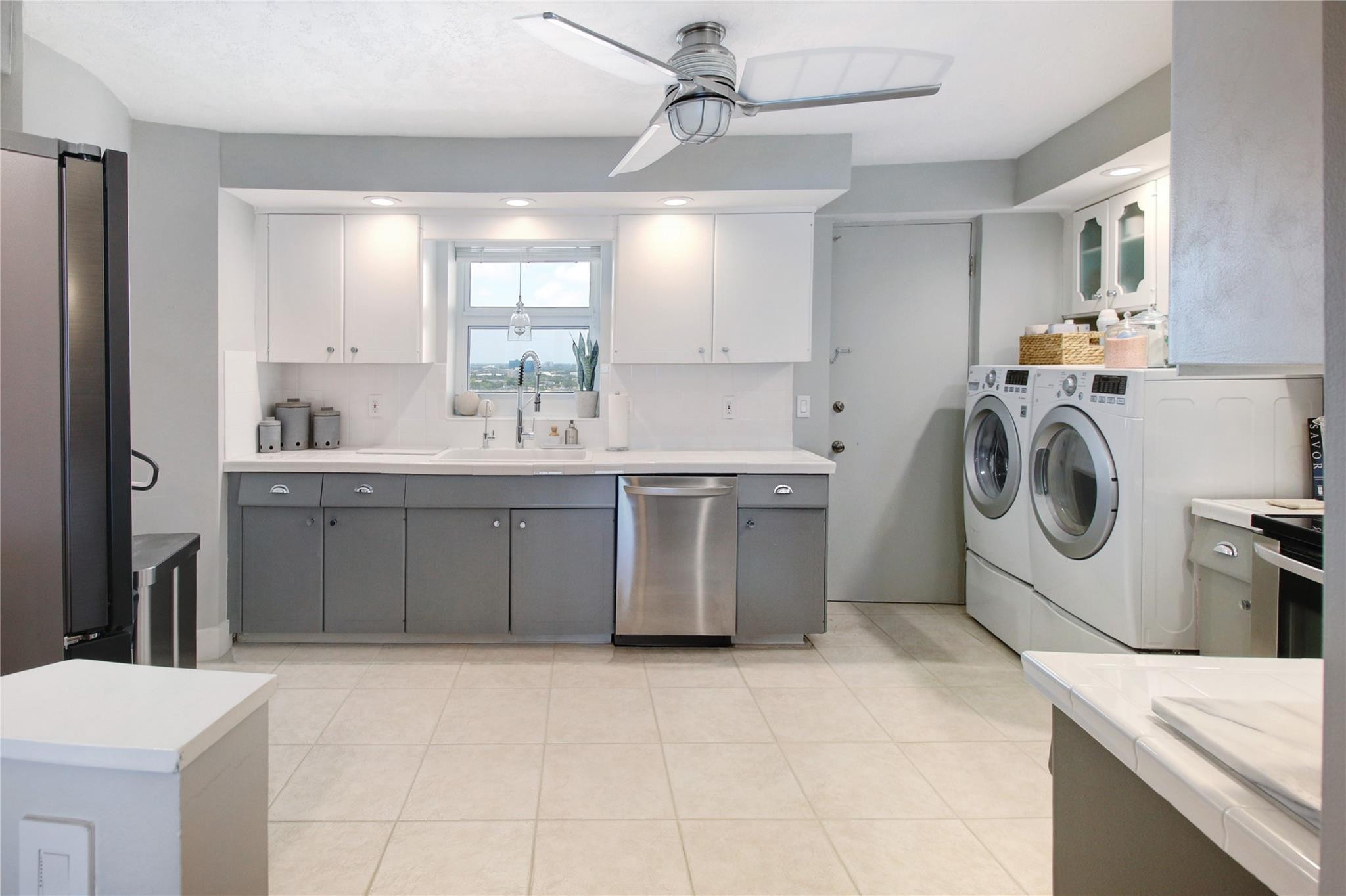 4100 Galt Ocean Dr 1602