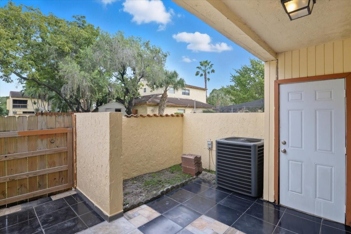 7793 Grande Street 7793