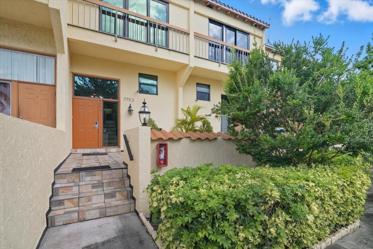 7793 Grande Street 7793