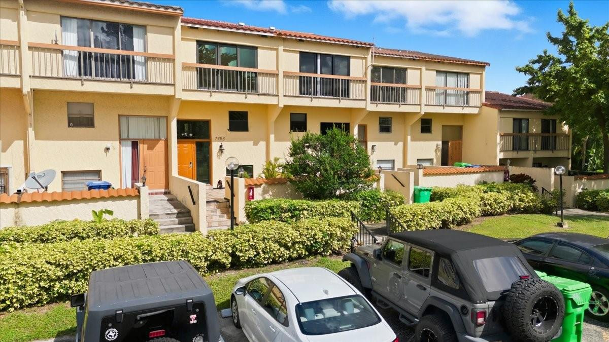 7793 Grande Street 7793
