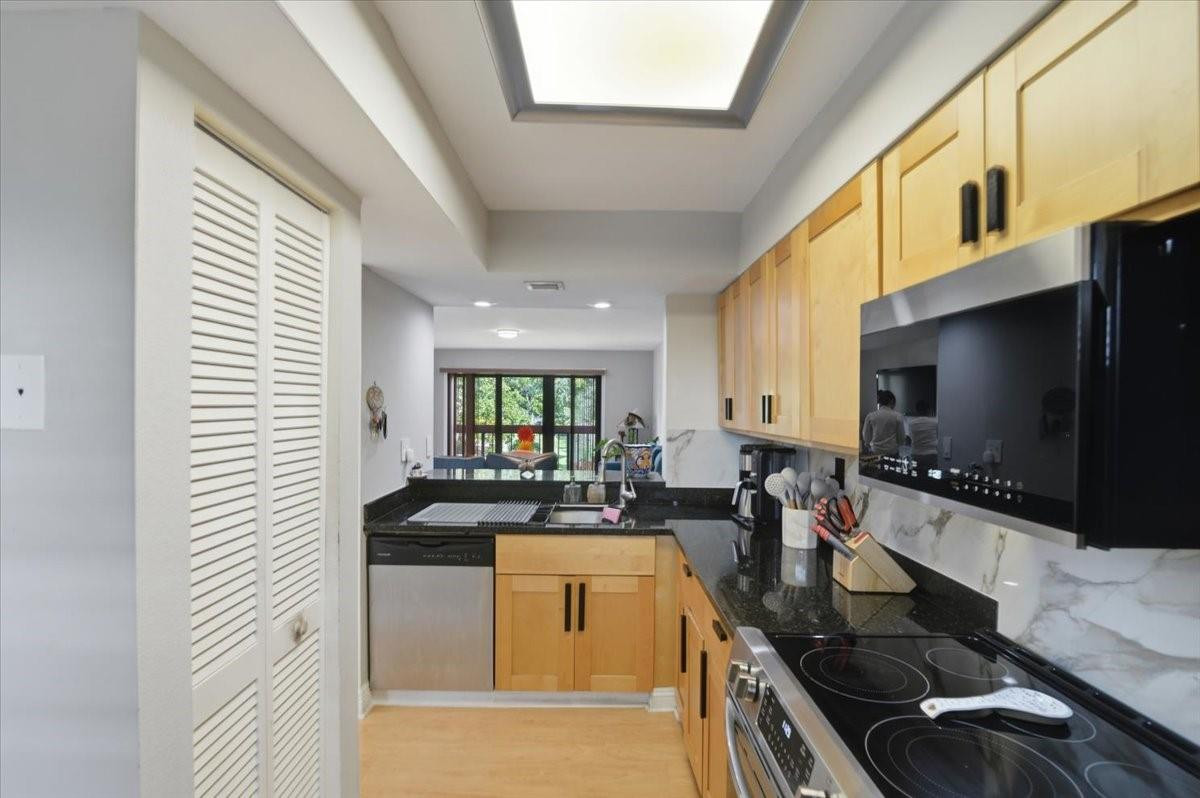 7793 Grande Street 7793