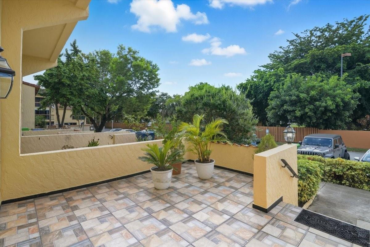 7793 Grande Street 7793