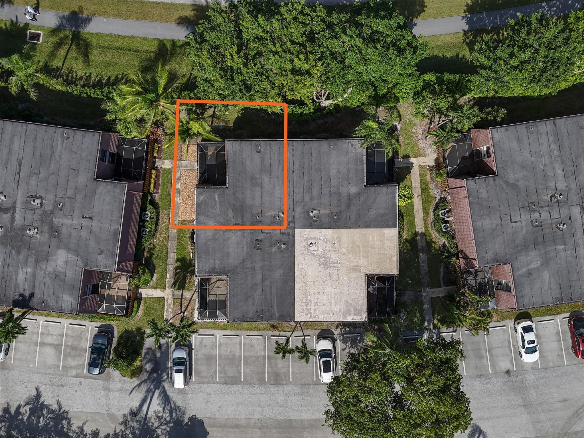 7780 Courtyard Run 196