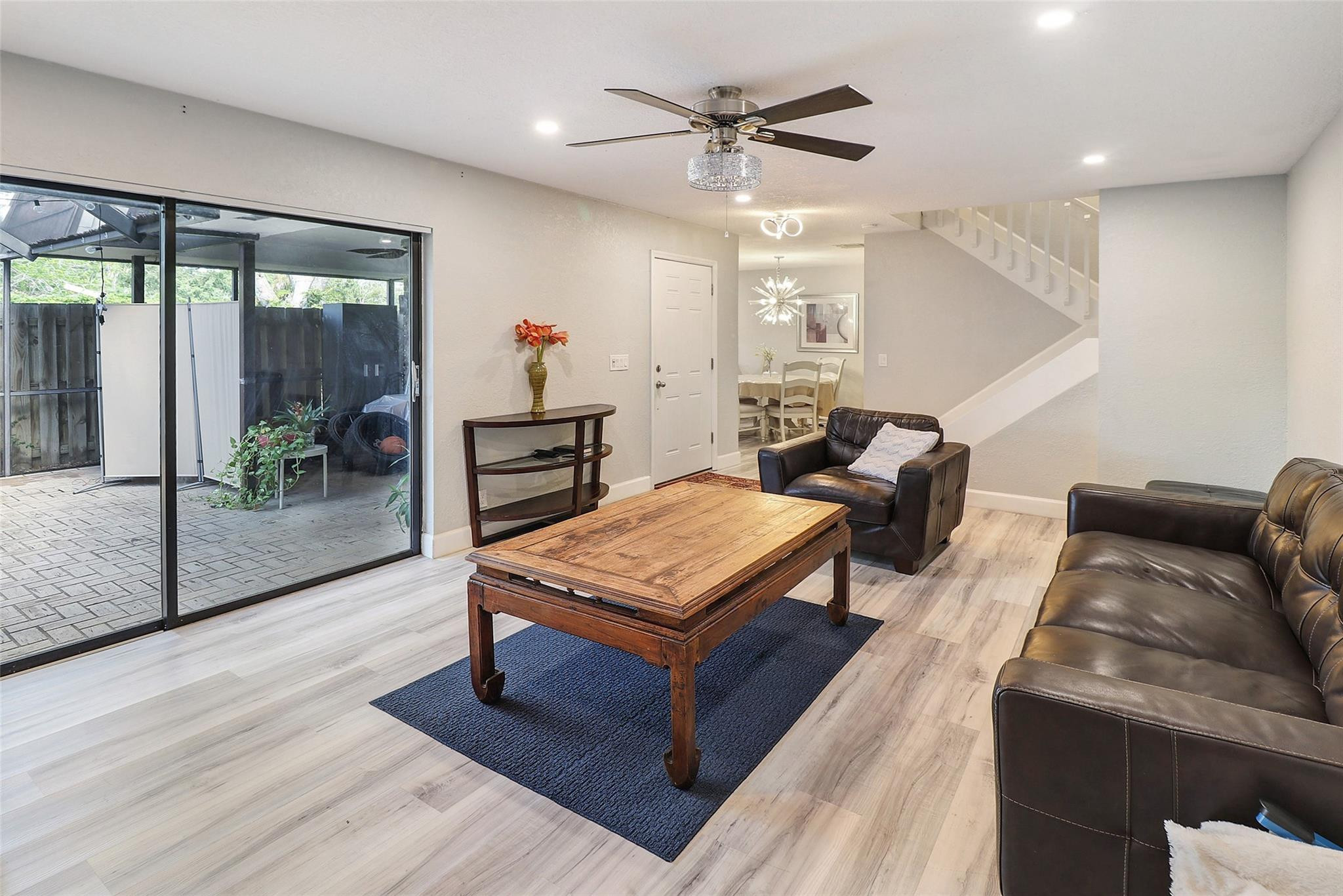 7780 Courtyard Run 196