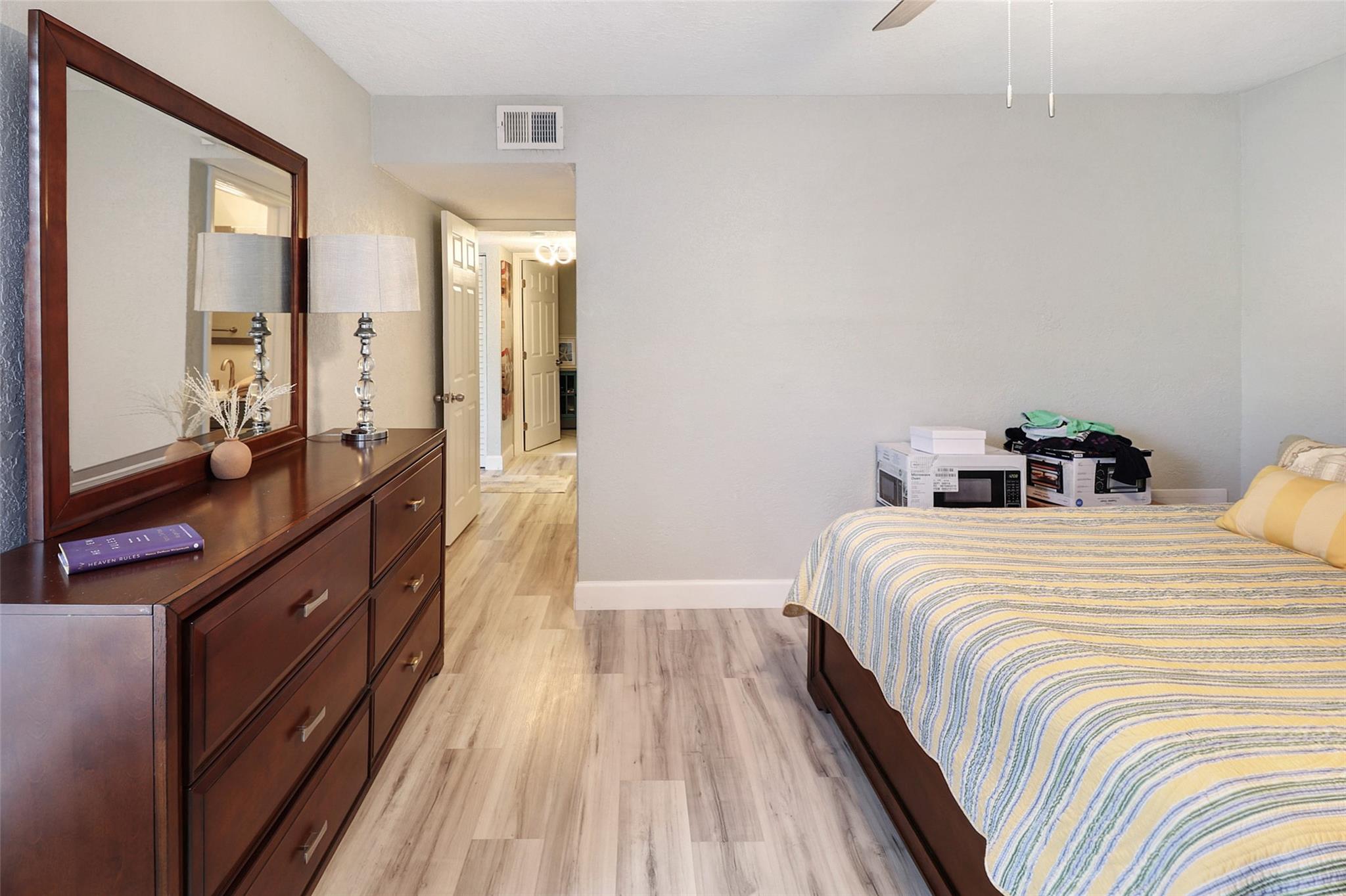 7780 Courtyard Run 196