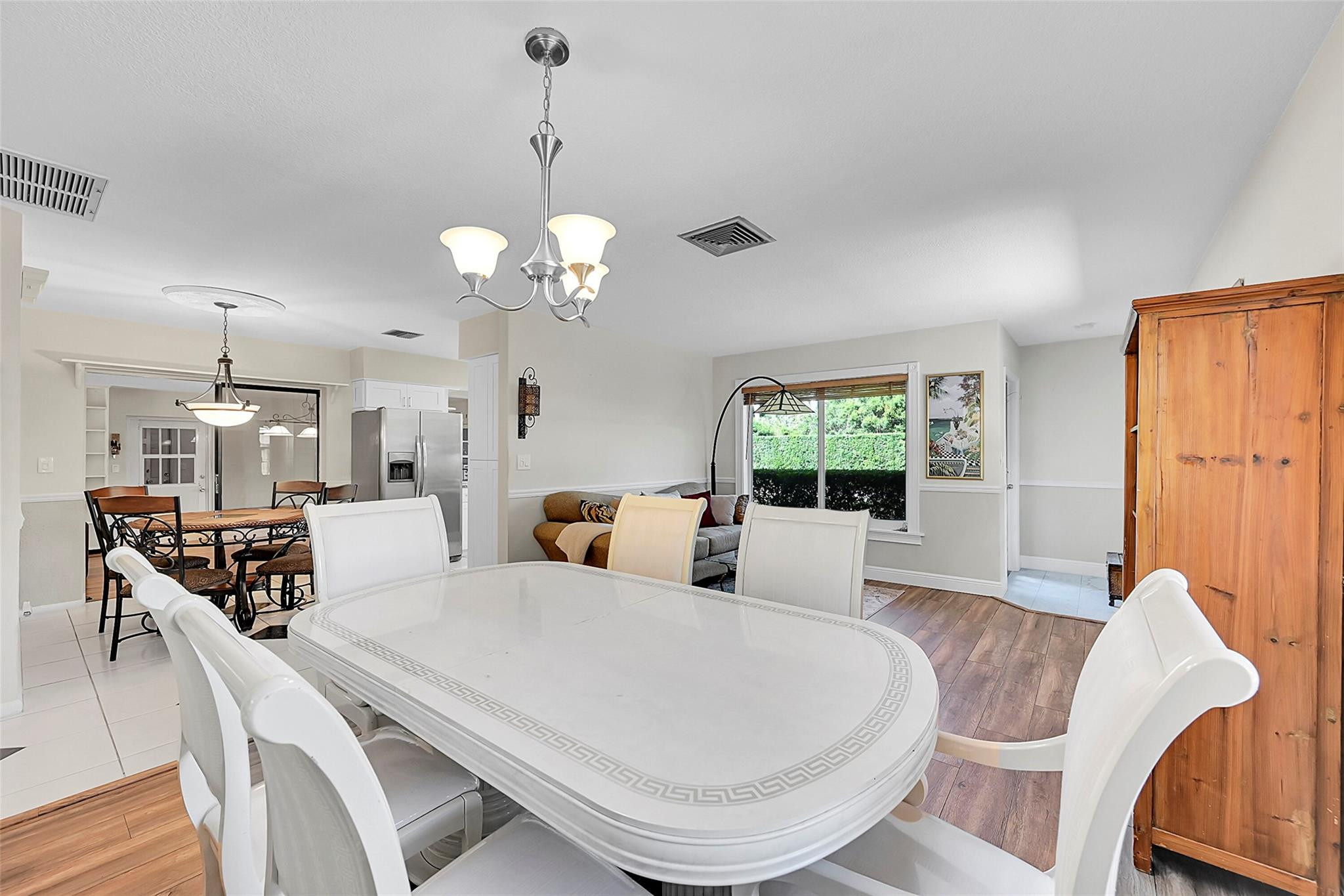 4230 NW 12th St