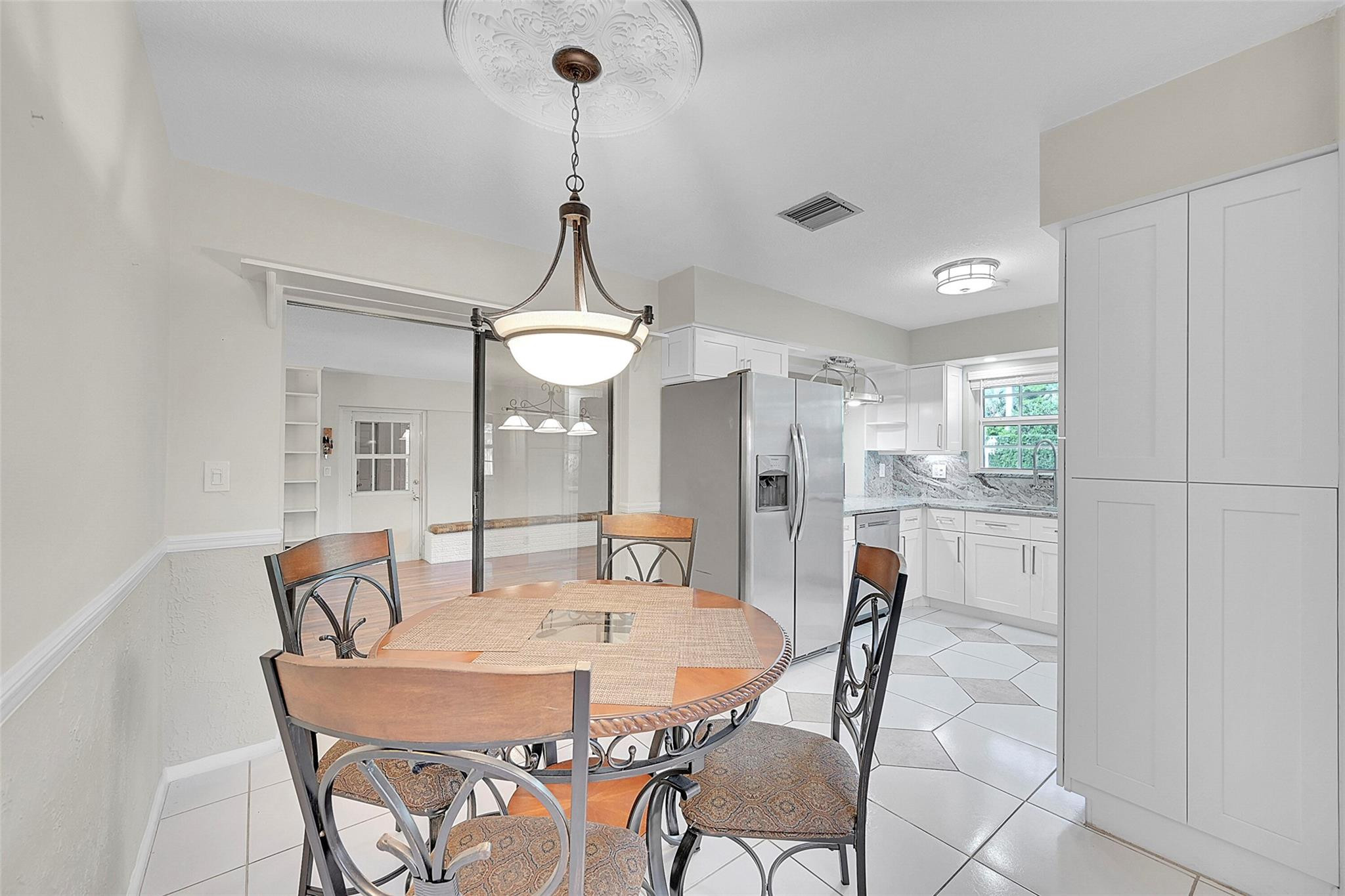4230 NW 12th St