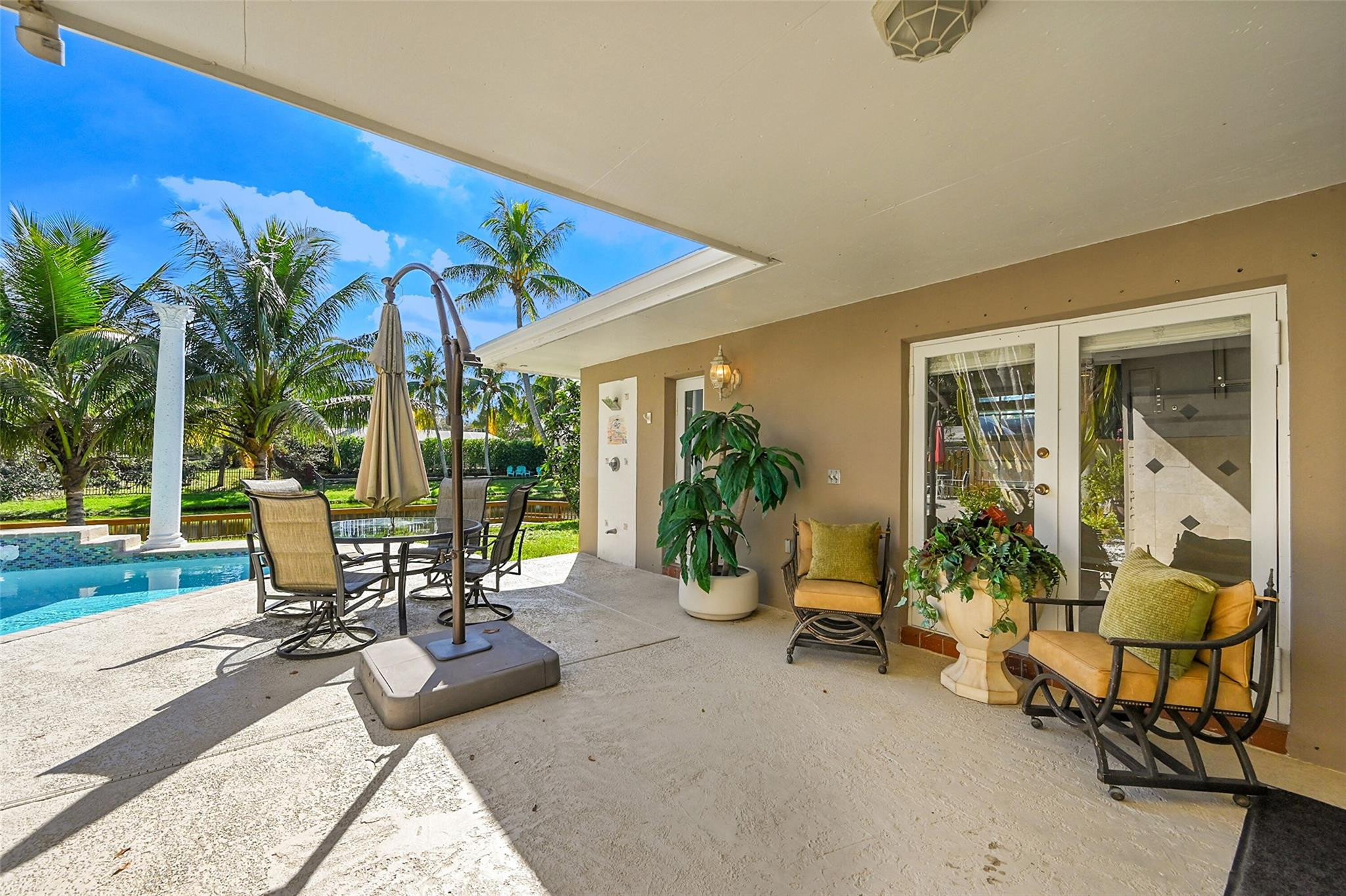 4230 NW 12th St