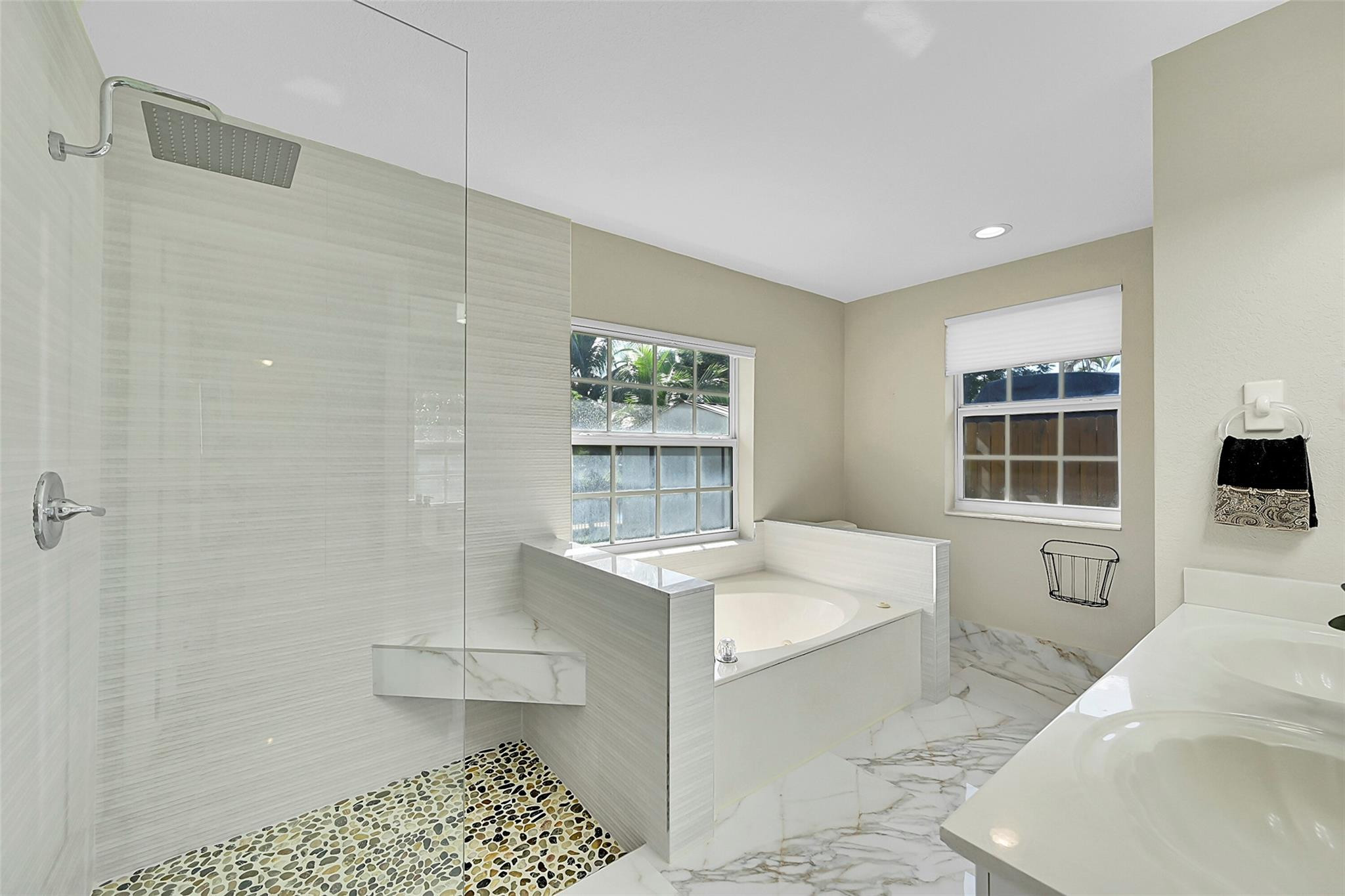 4230 NW 12th St
