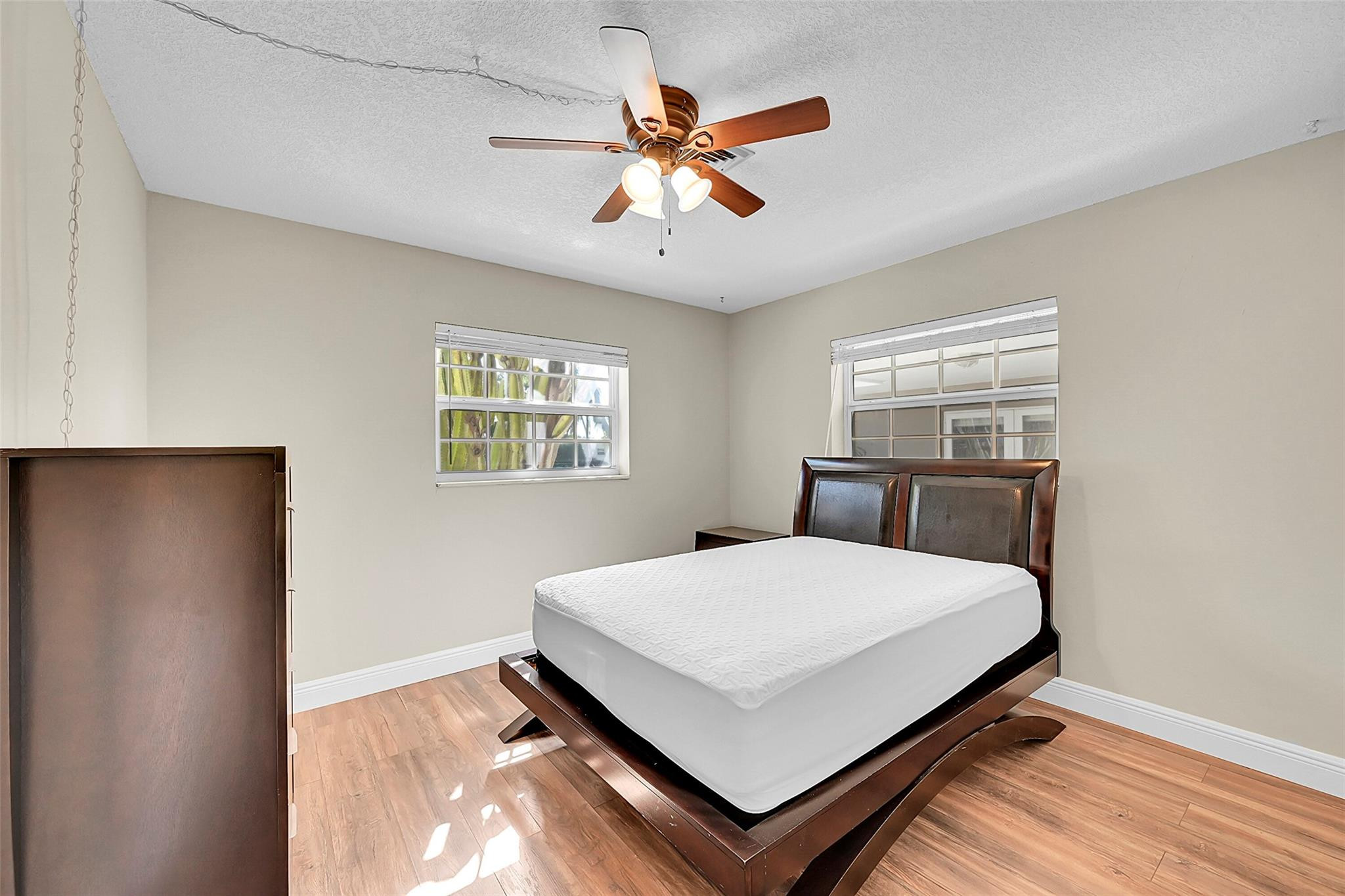 4230 NW 12th St