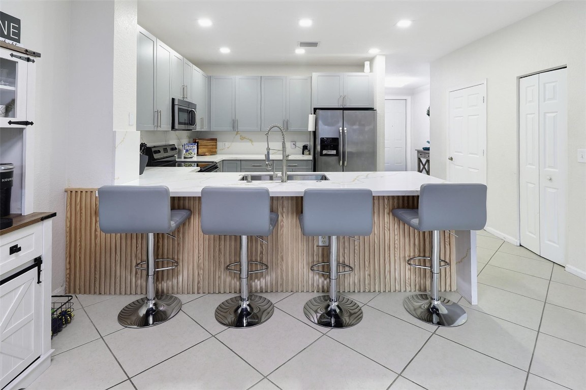 8106 Prestige Commons Dr 8106