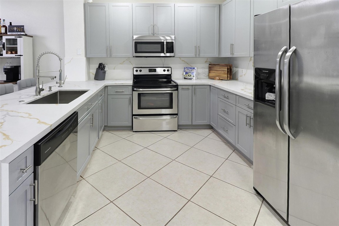 8106 Prestige Commons Dr 8106