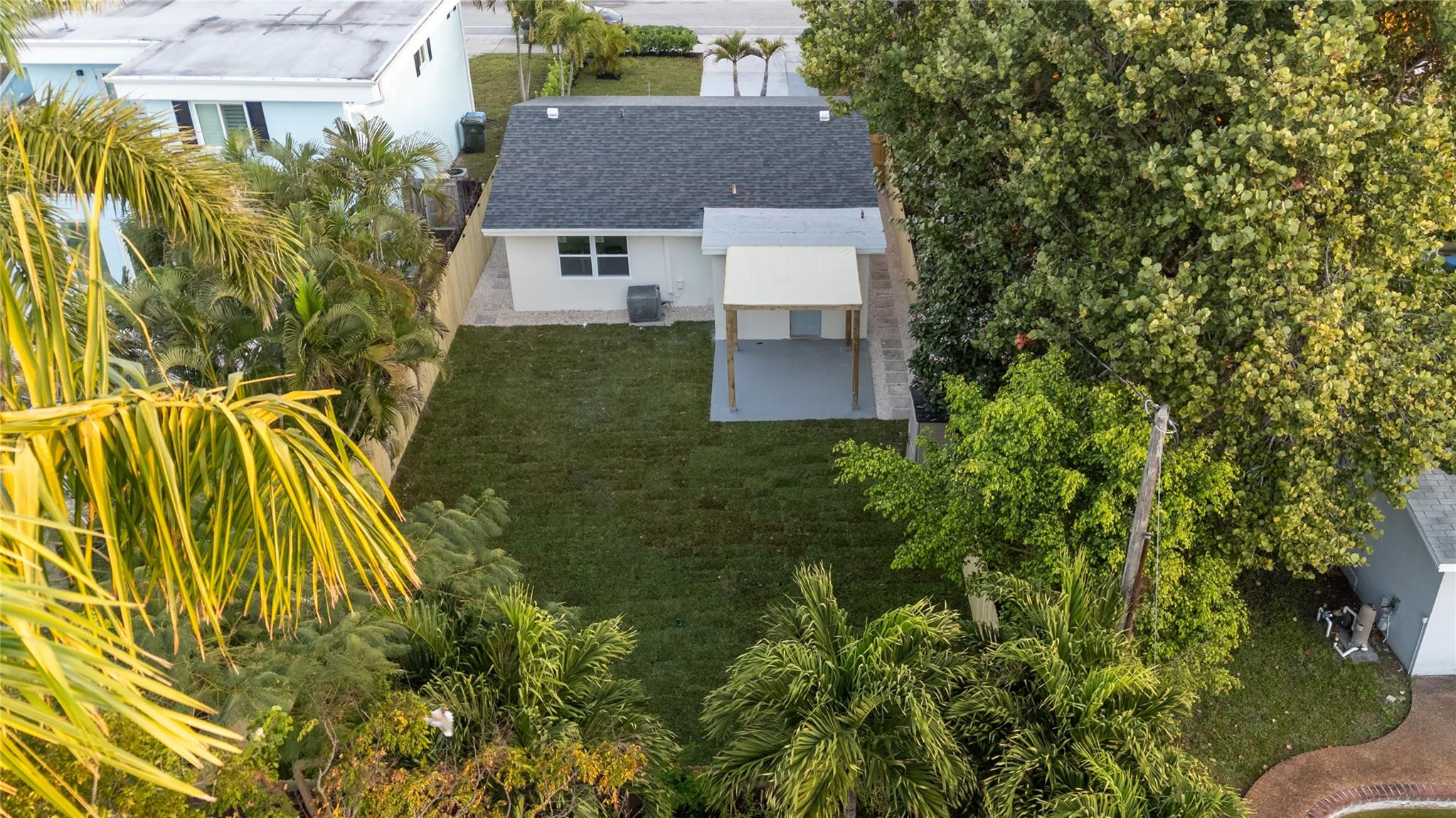 770 NE 34TH COURT
