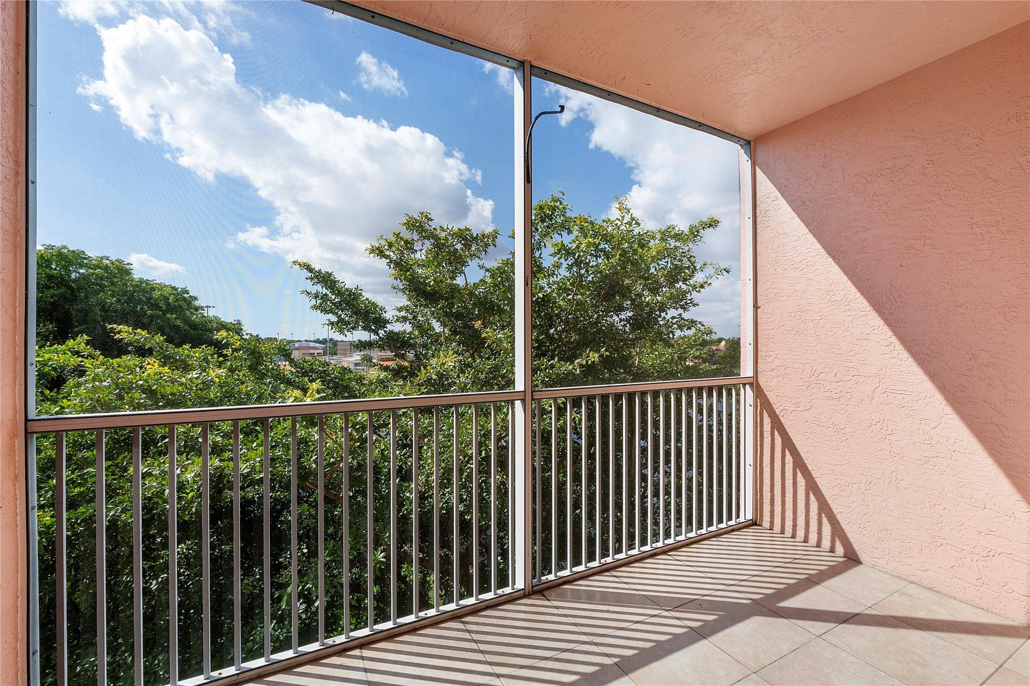 7765 Yardley Dr 403