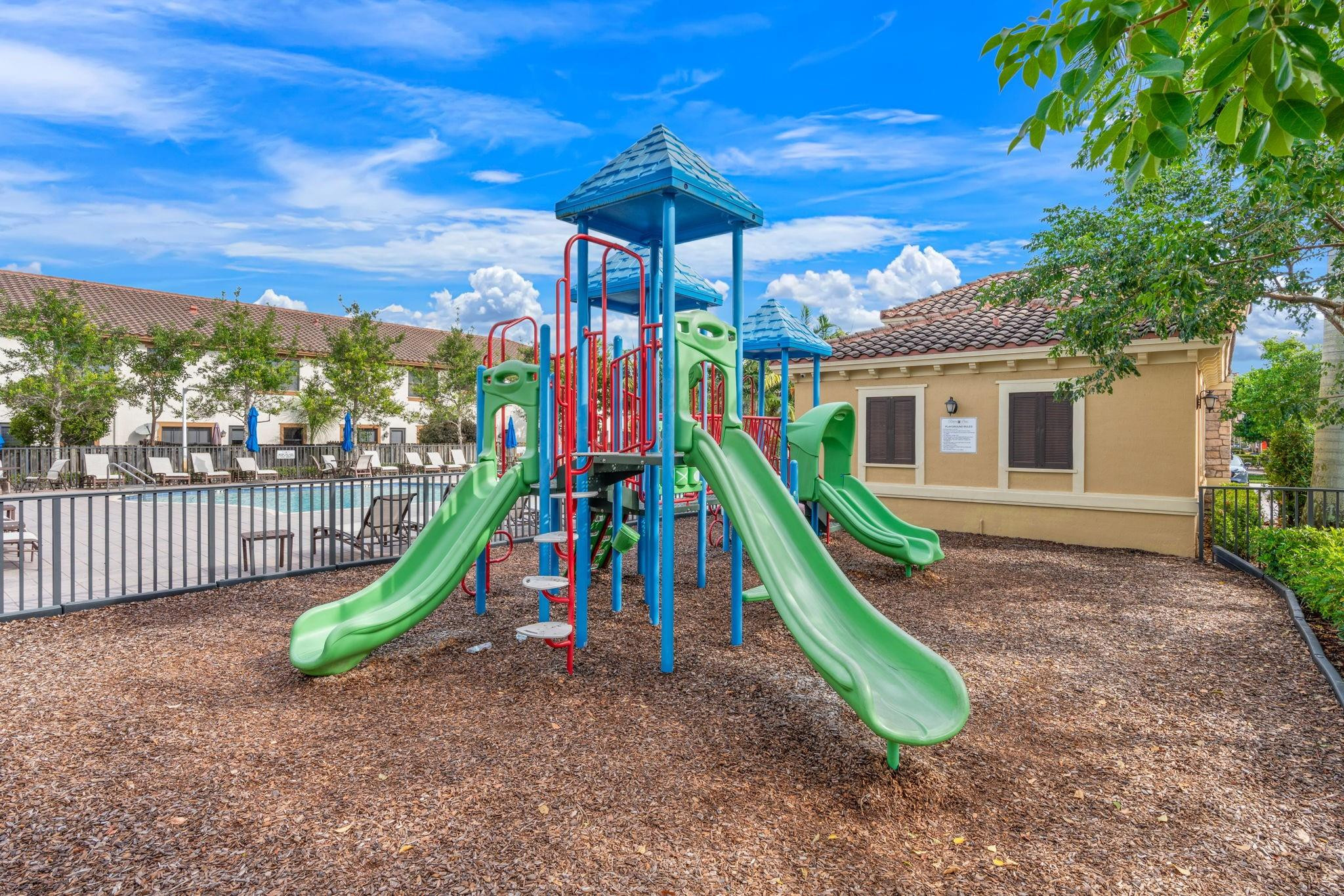 9596 Town Parc Cir N 9596