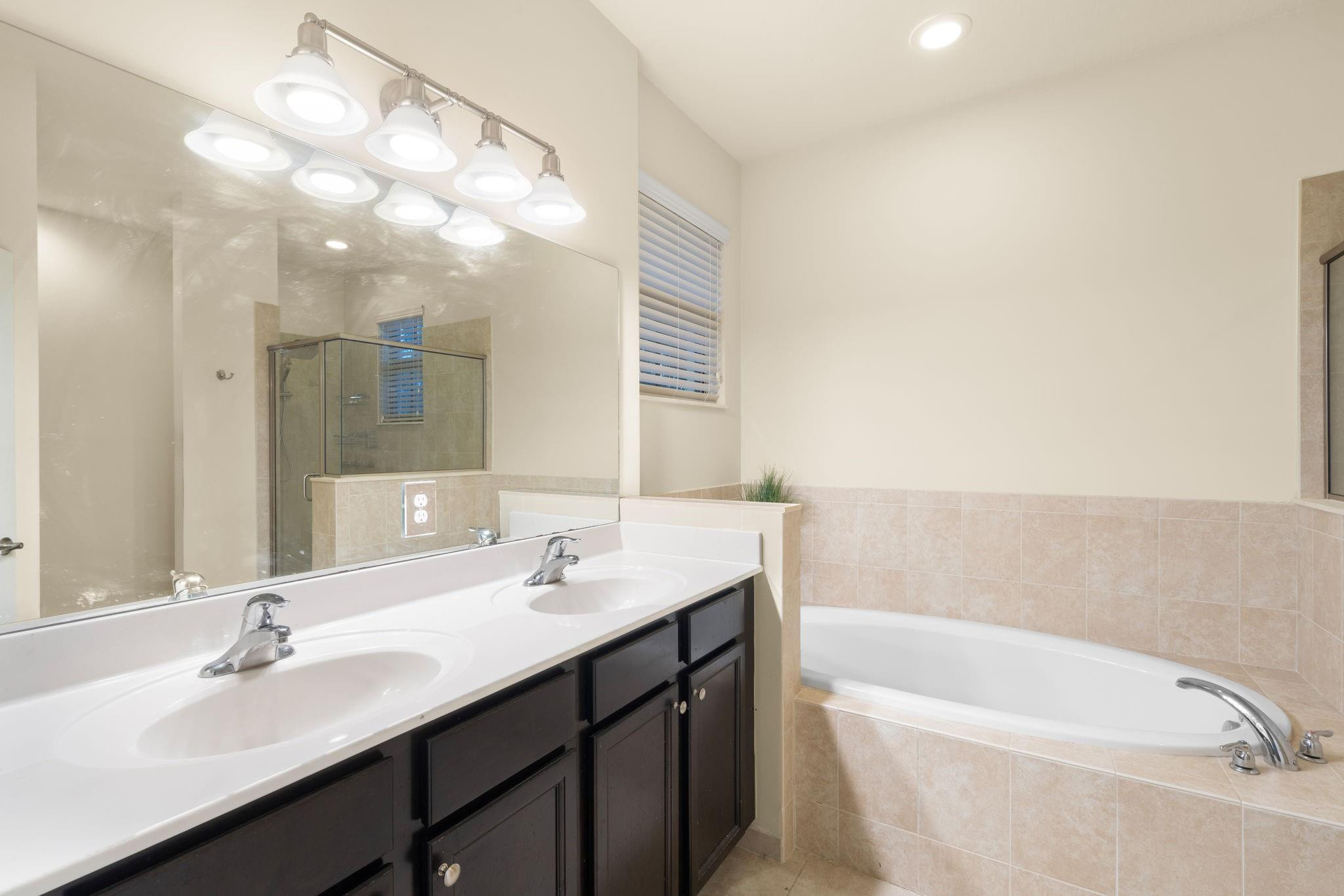 9596 Town Parc Cir N 9596