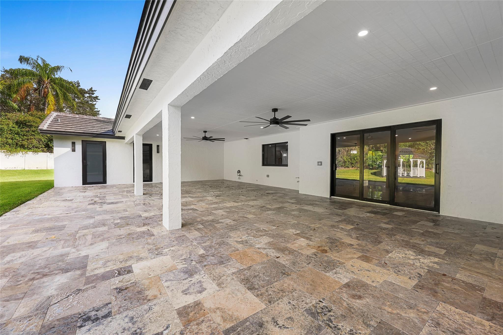 3820 NW 101st Dr