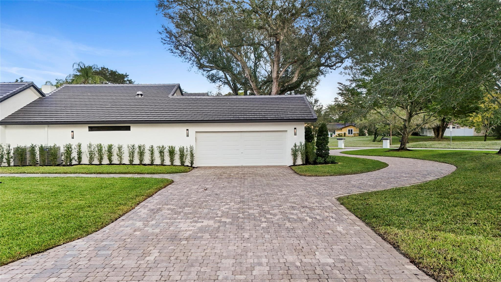 3820 NW 101st Dr