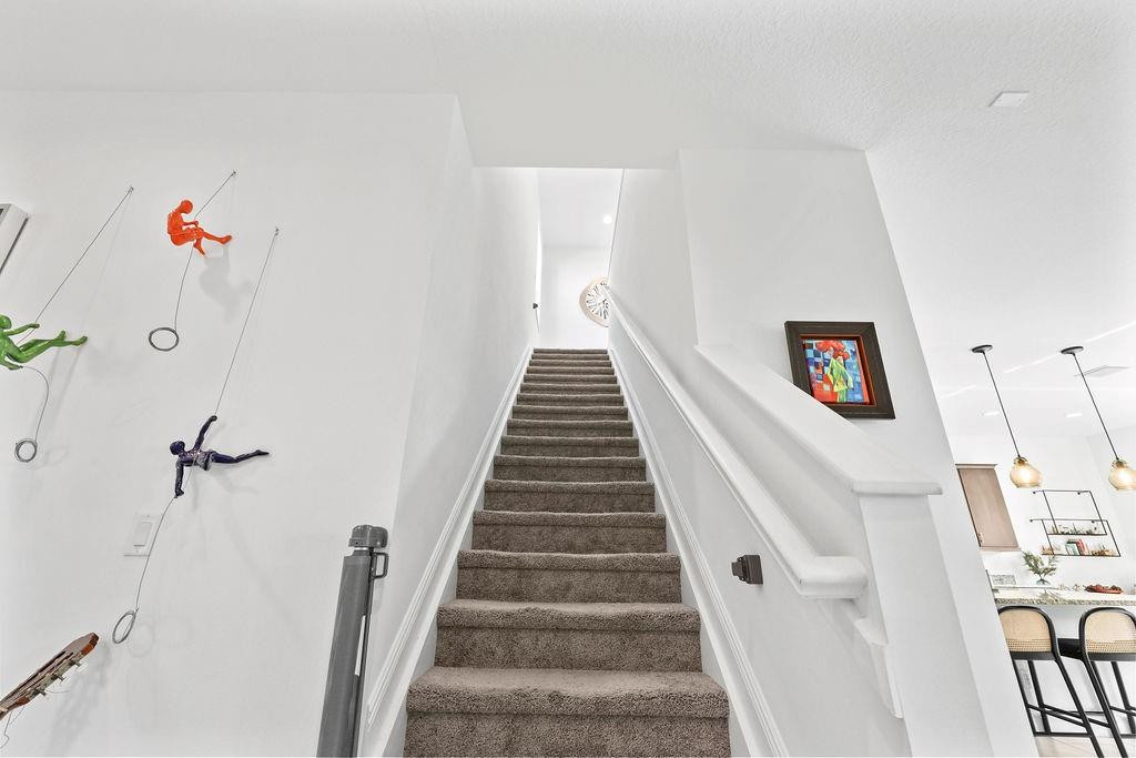 8560 NW 39 Court