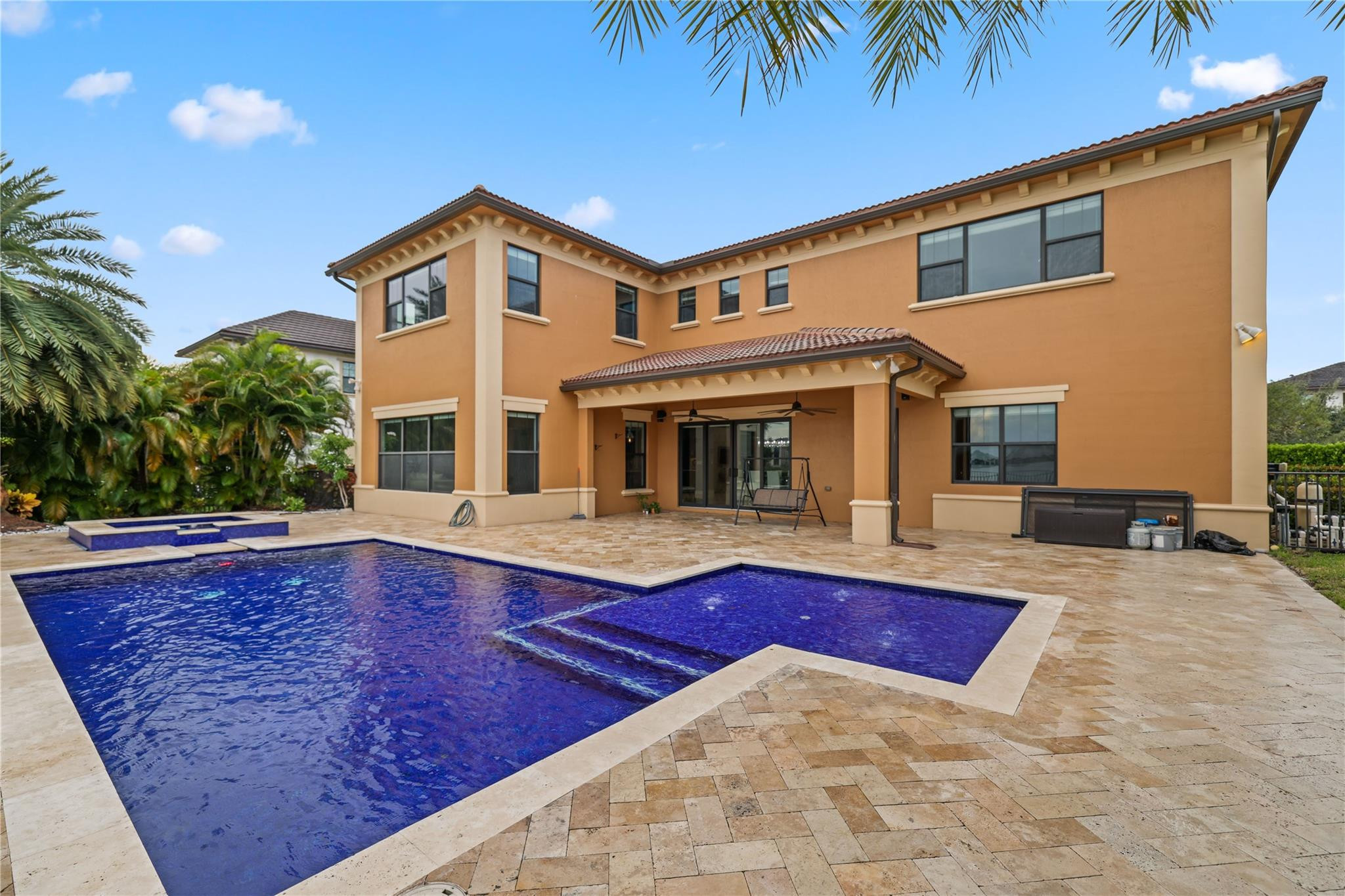 11000 Watercrest Cir