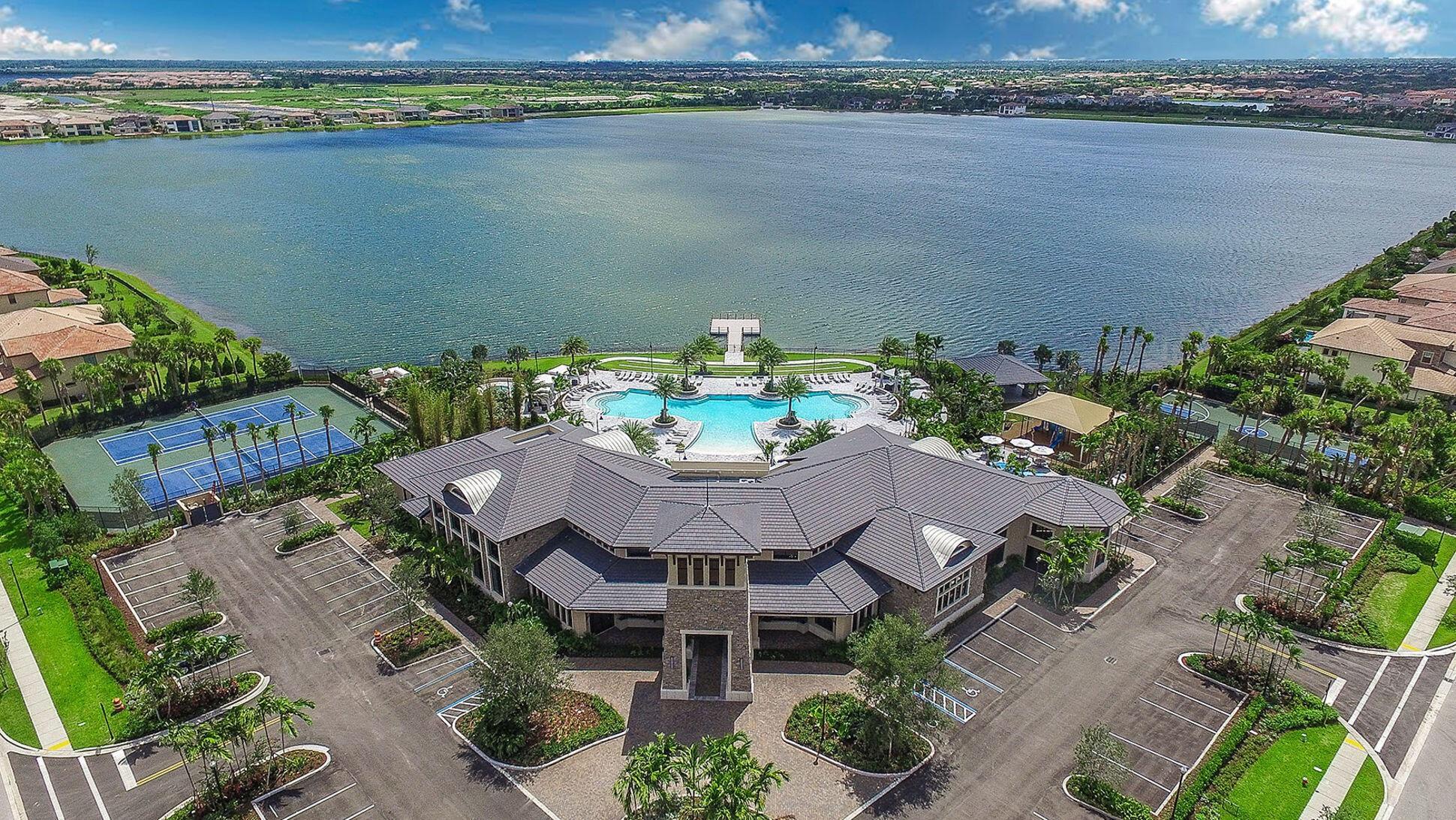 11000 Watercrest Cir