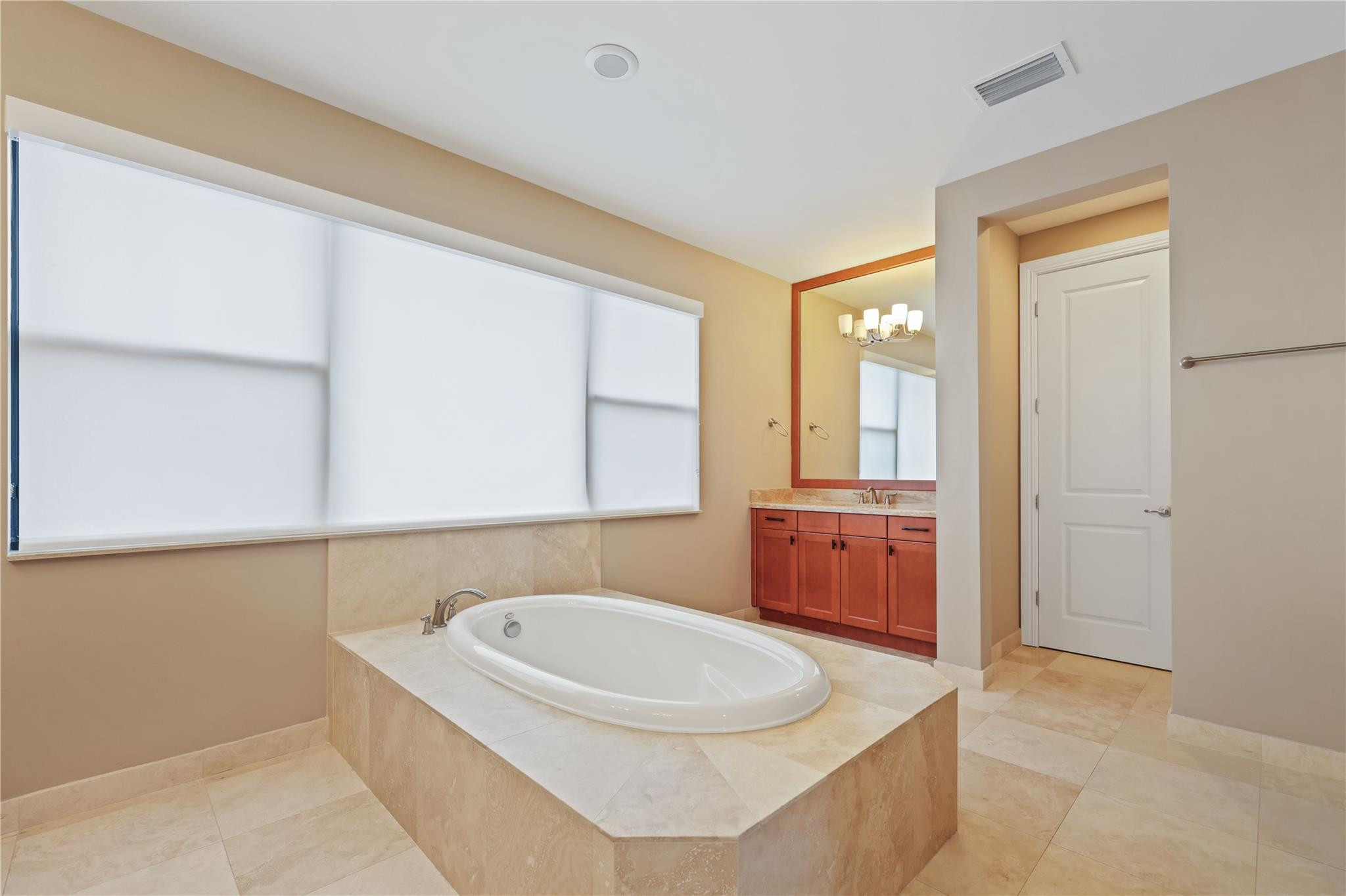 11000 Watercrest Cir