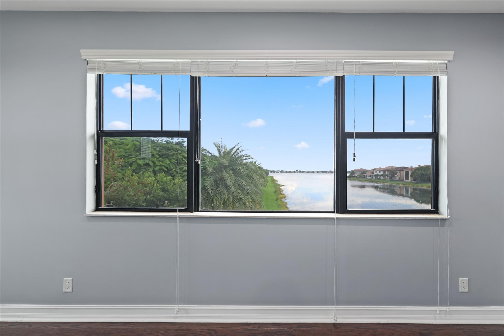 11000 Watercrest Cir