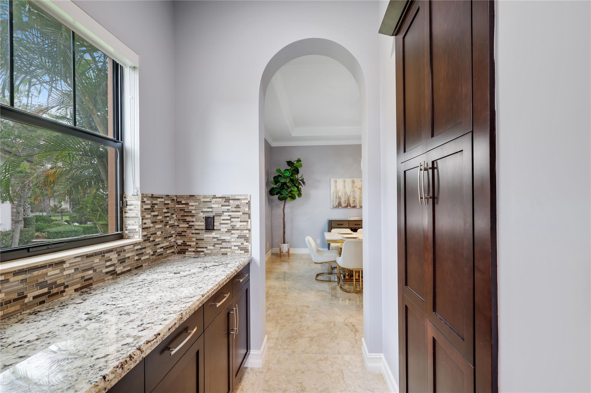 11000 Watercrest Cir