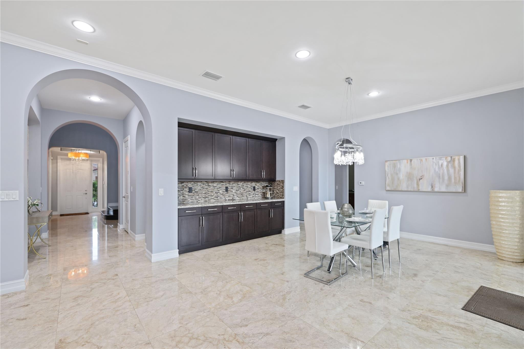 11000 Watercrest Cir